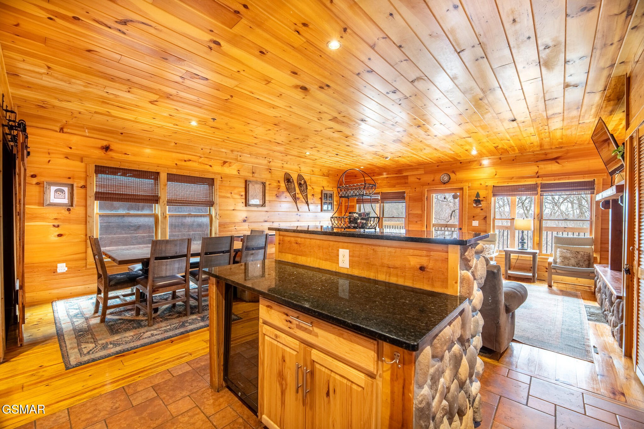 1253 Bear Cub Way Gatlinburg TN 37738
