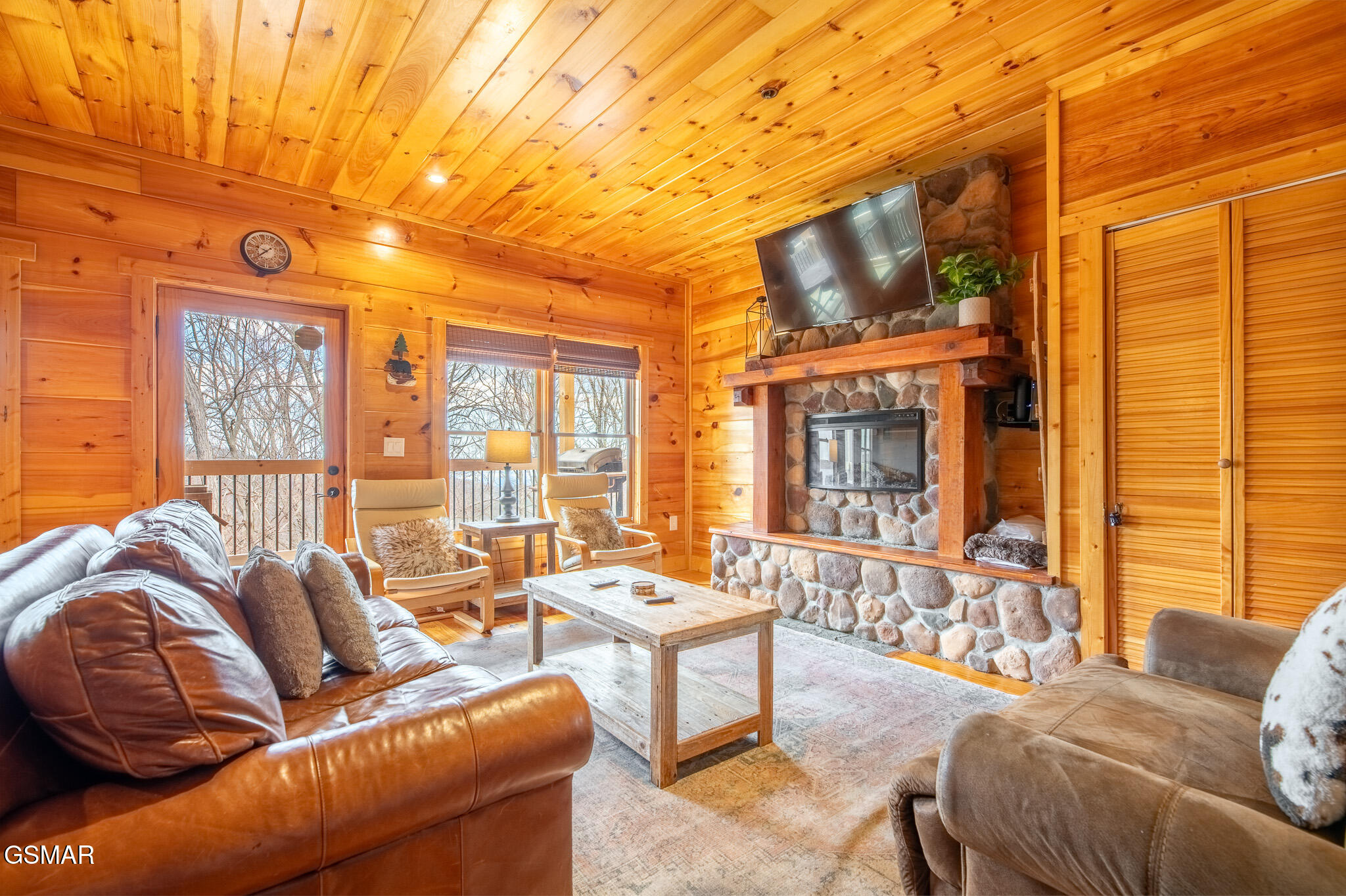 1253 Bear Cub Way Gatlinburg TN 37738