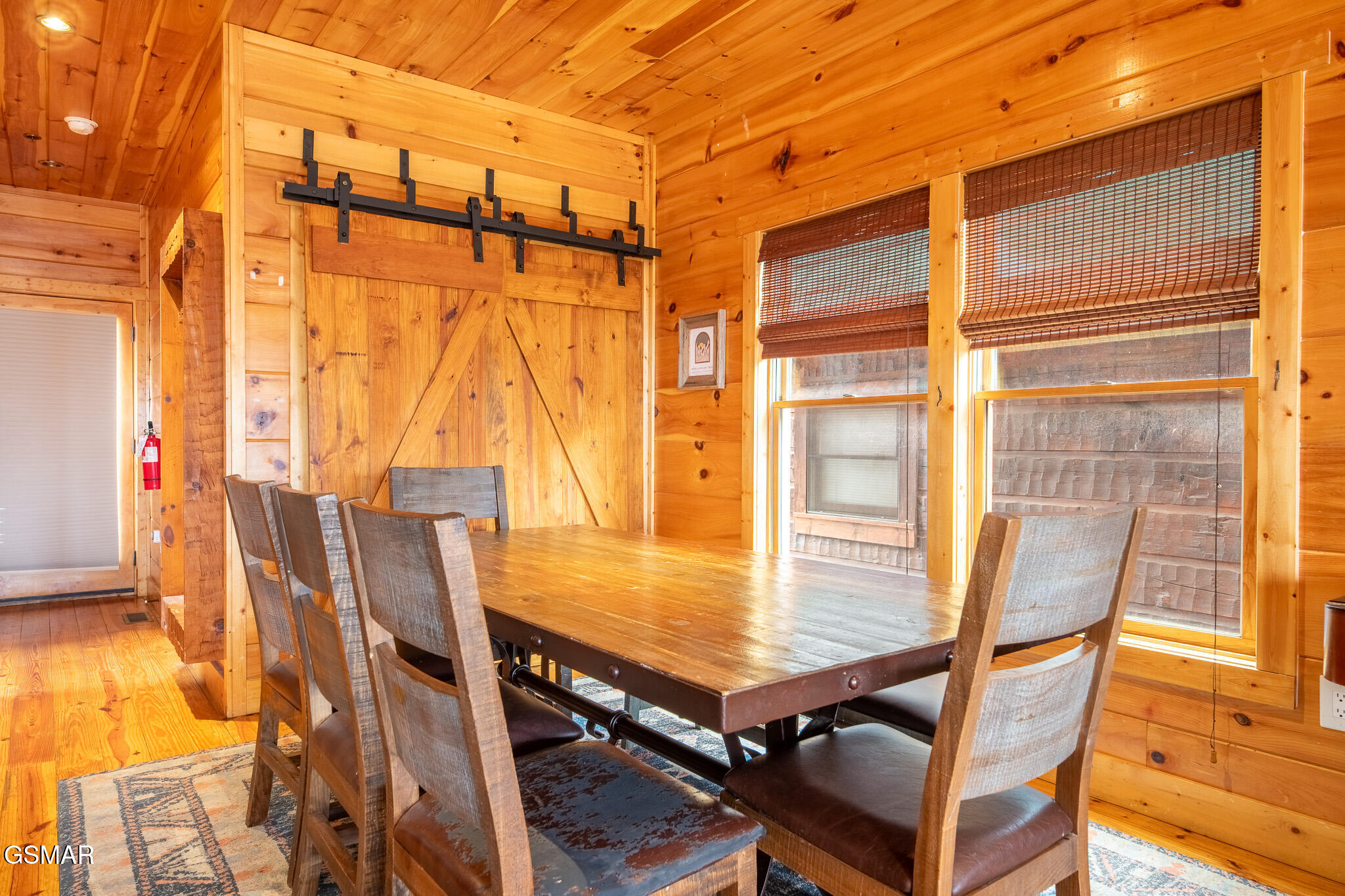 1253 Bear Cub Way Gatlinburg TN 37738
