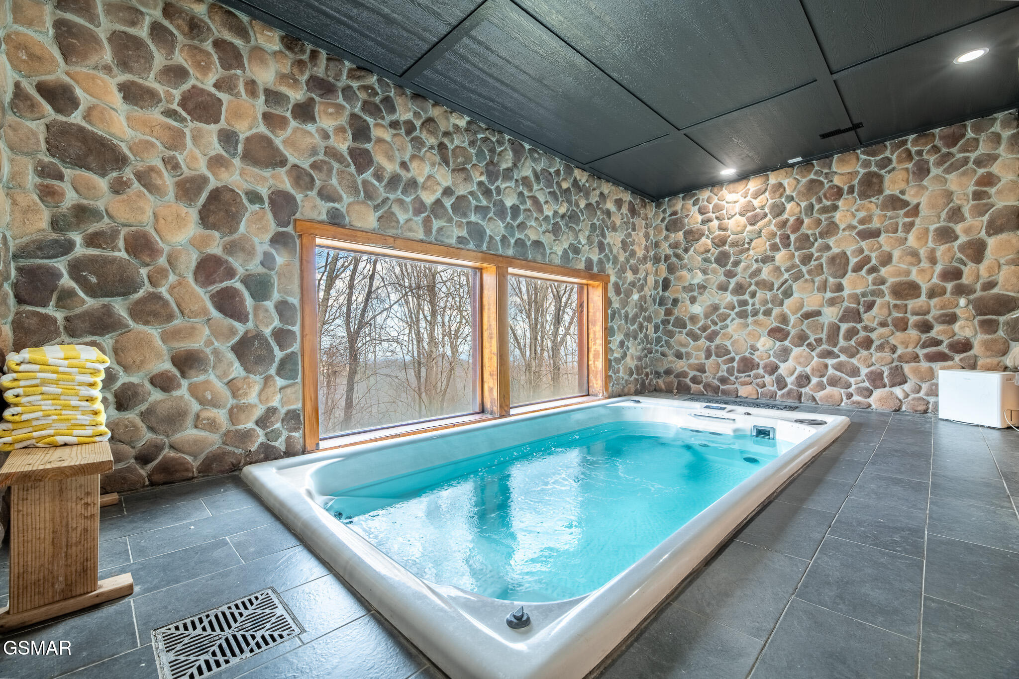 1253 Bear Cub Way Gatlinburg TN 37738