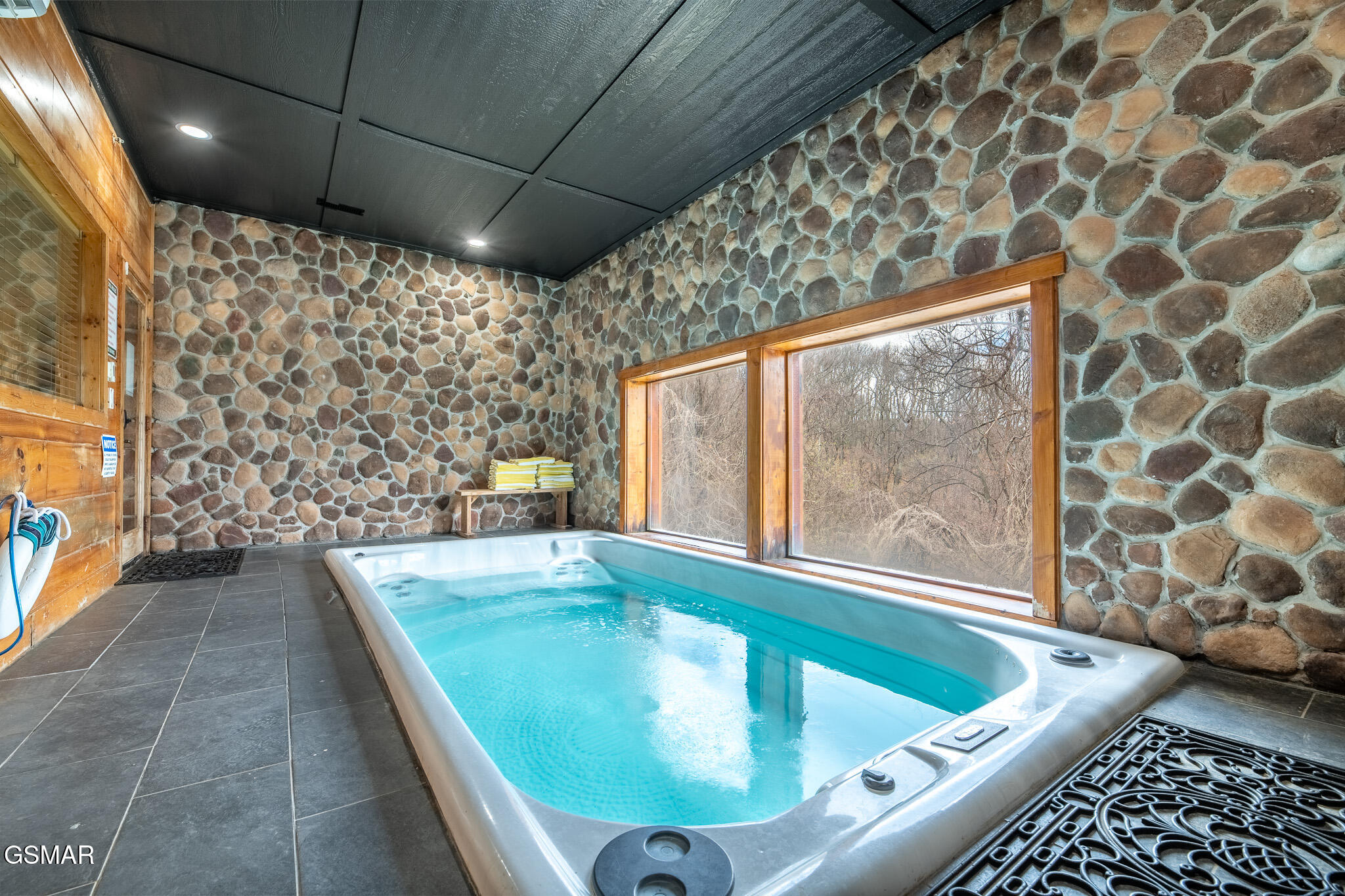 1253 Bear Cub Way Gatlinburg TN 37738