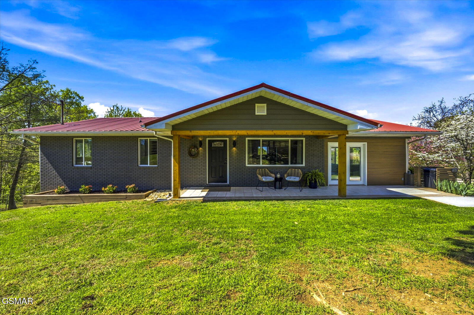 1845 Bouldercrest Drive Dandridge TN 37725