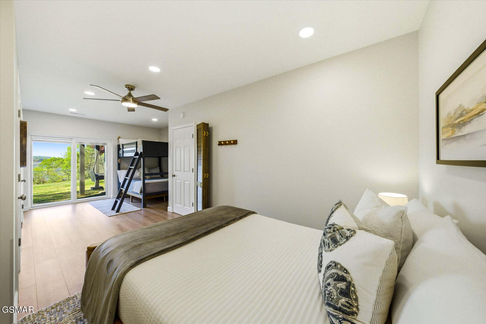 1845 Bouldercrest Drive Dandridge TN 37725