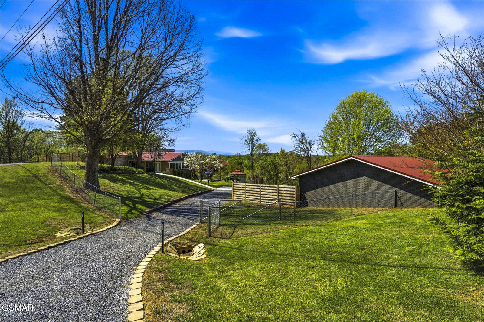 1845 Bouldercrest Drive Dandridge TN 37725