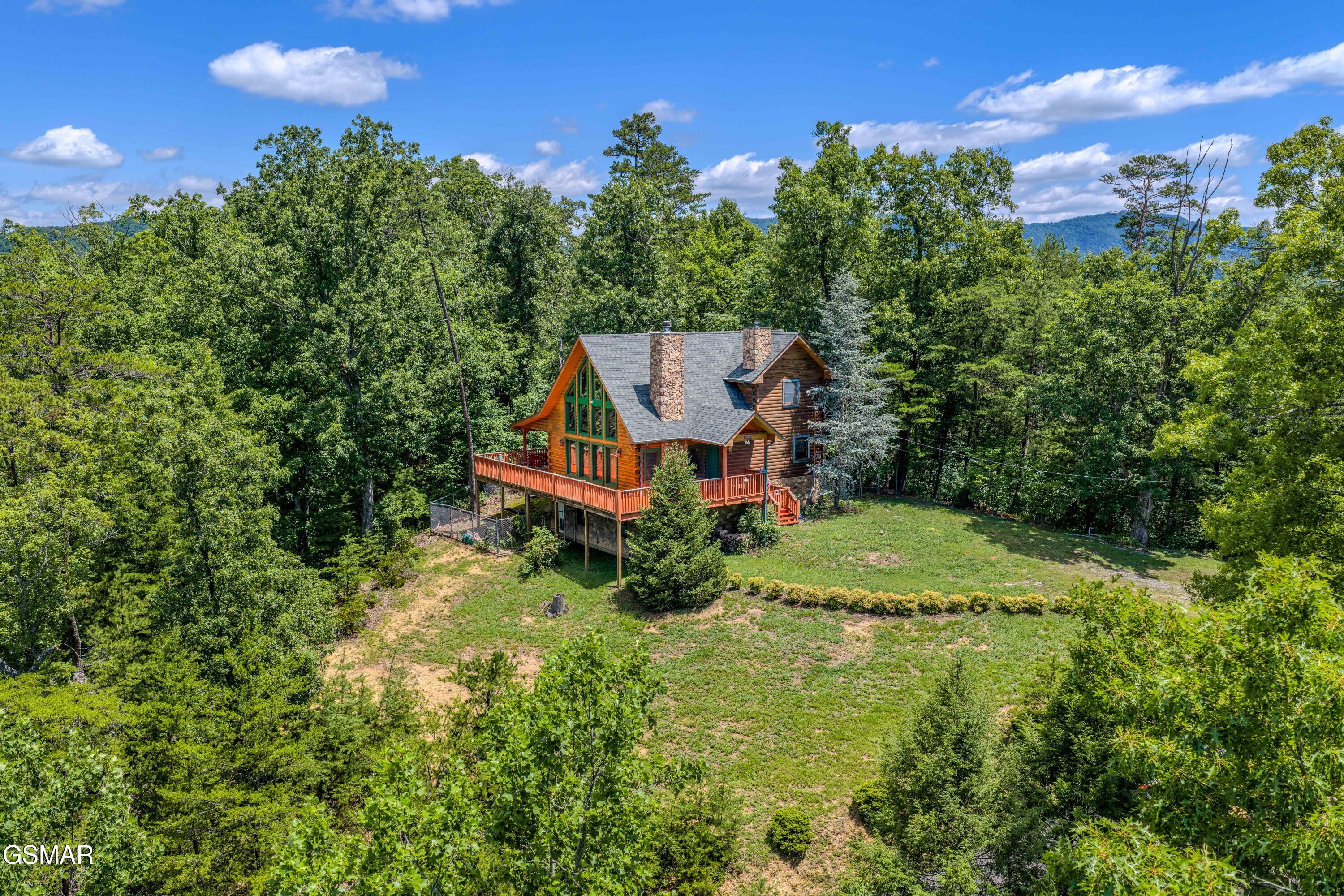 1525 Mountain Trail Lane Sevierville TN 37876