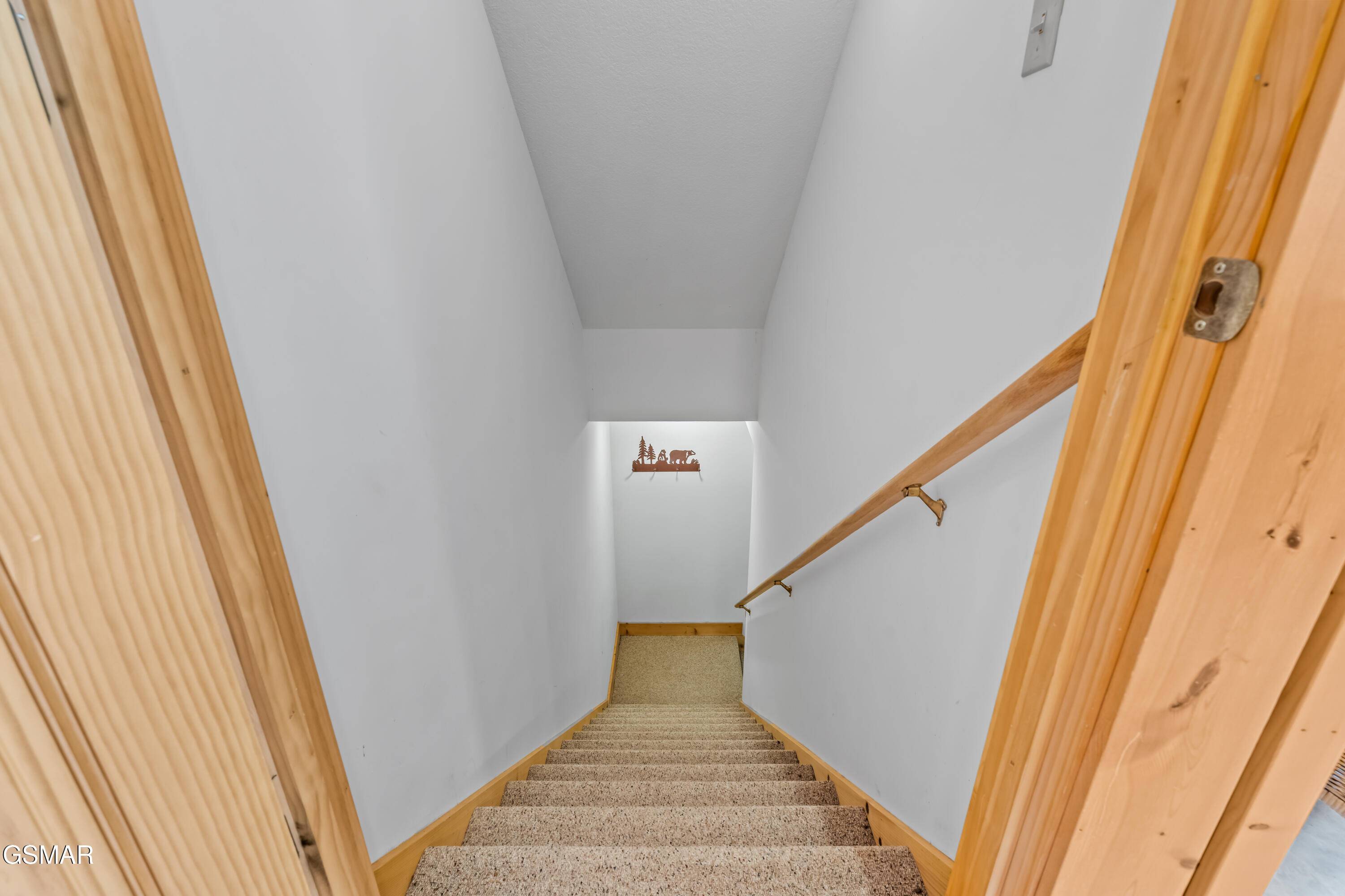 1525 Mountain Trail Lane Sevierville TN 37876