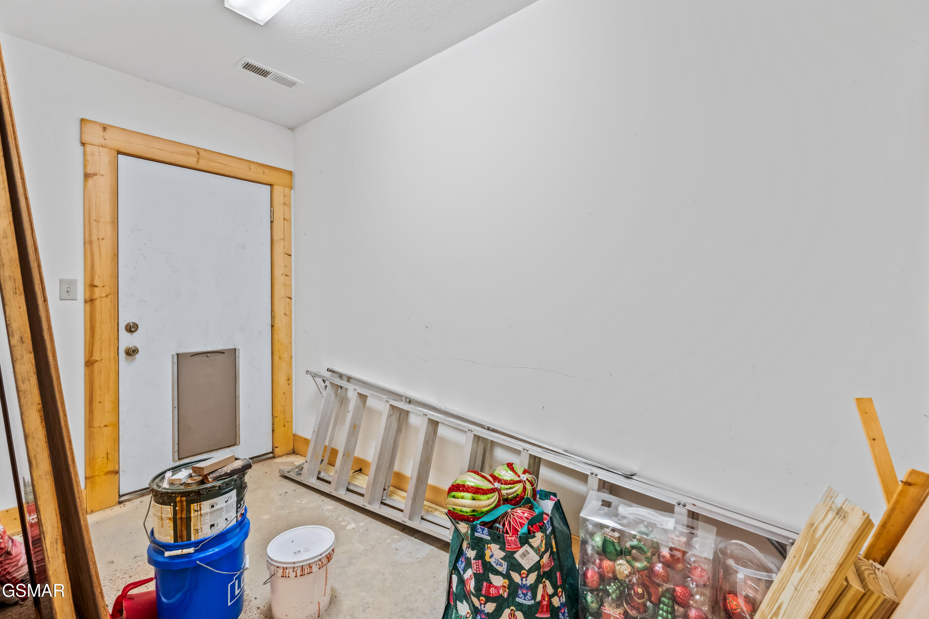 1525 Mountain Trail Lane Sevierville TN 37876