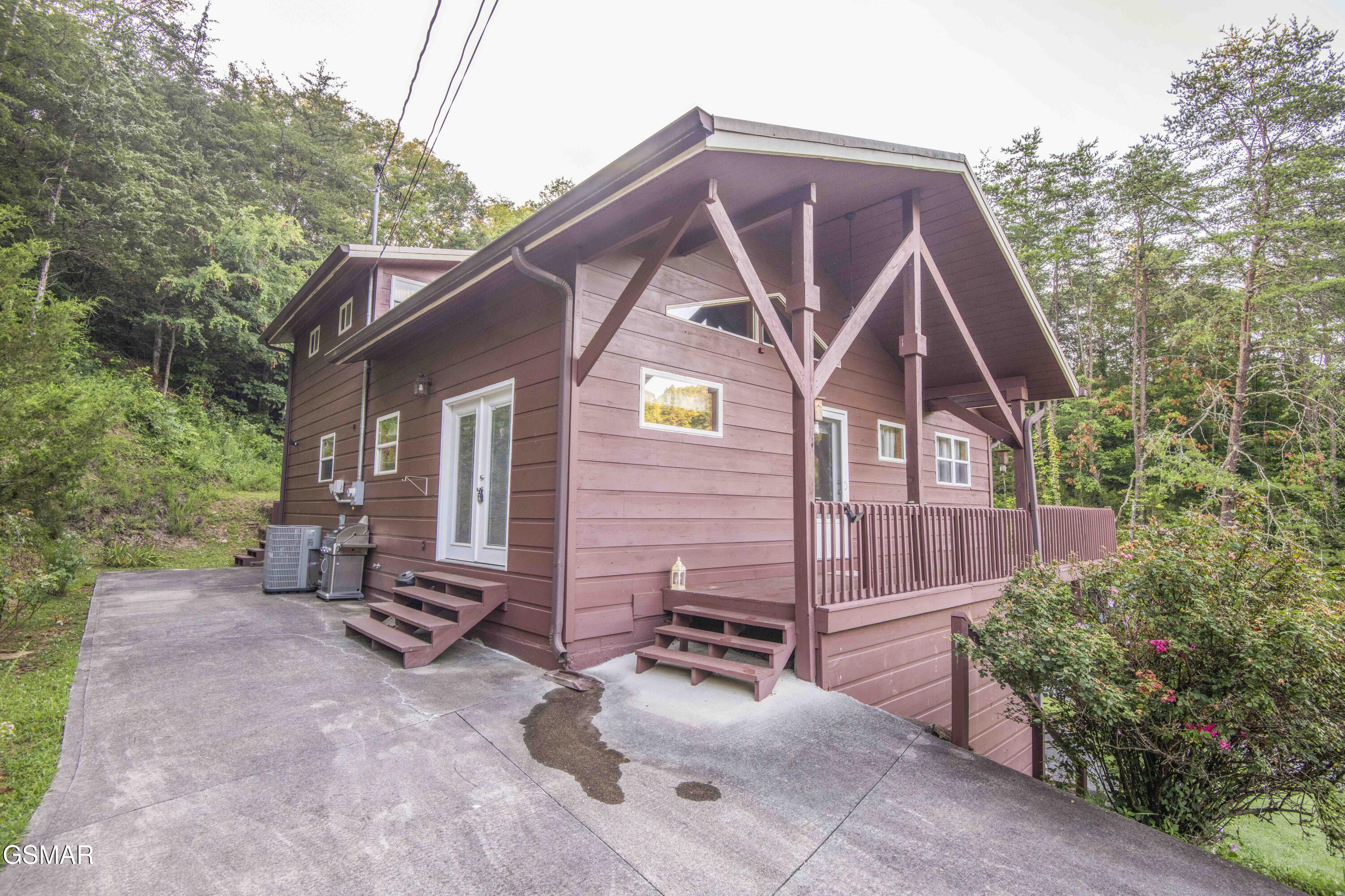 514 Indian Gap Road Sevierville TN 37862