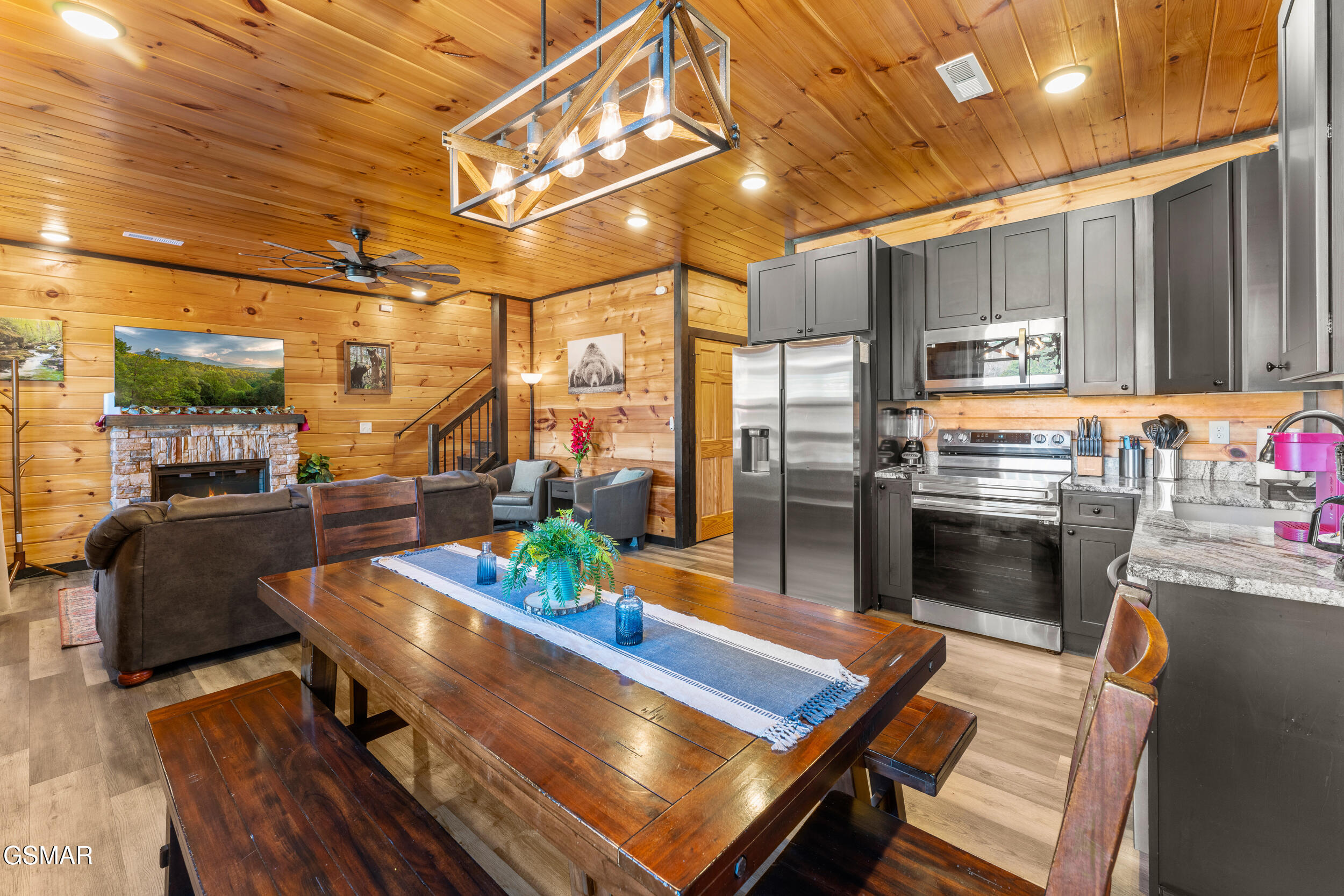 3131 Cherokee Valley Drive Sevierville TN 37862