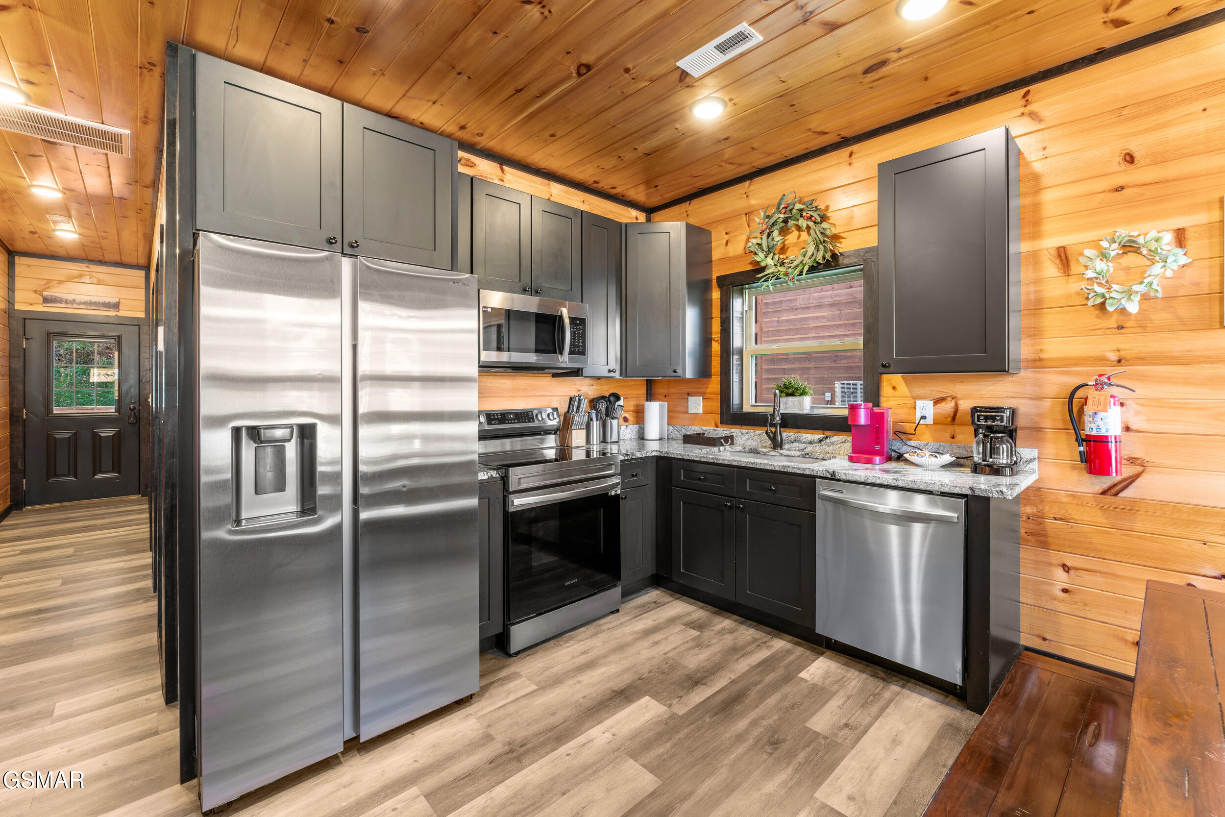 3131 Cherokee Valley Drive Sevierville TN 37862