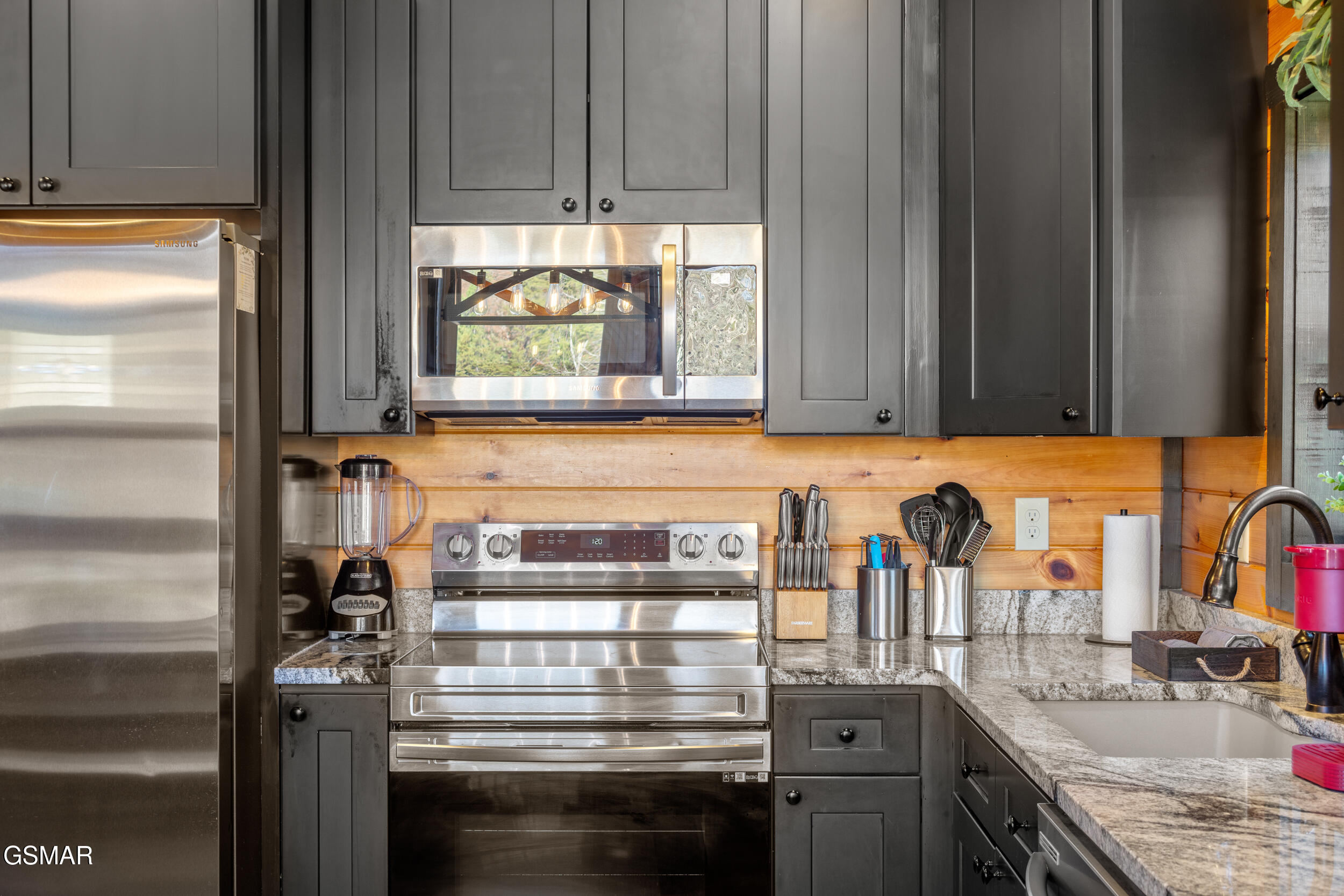 3131 Cherokee Valley Drive Sevierville TN 37862