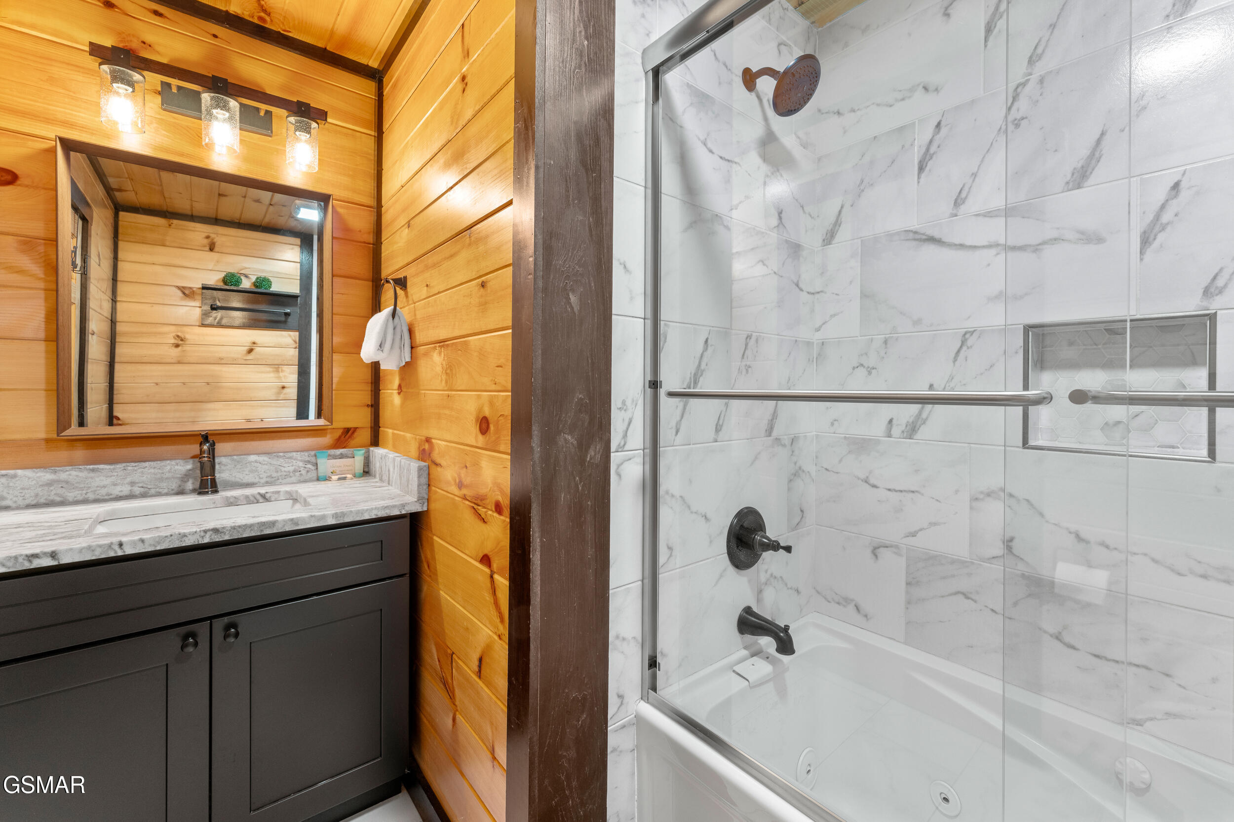 3131 Cherokee Valley Drive Sevierville TN 37862