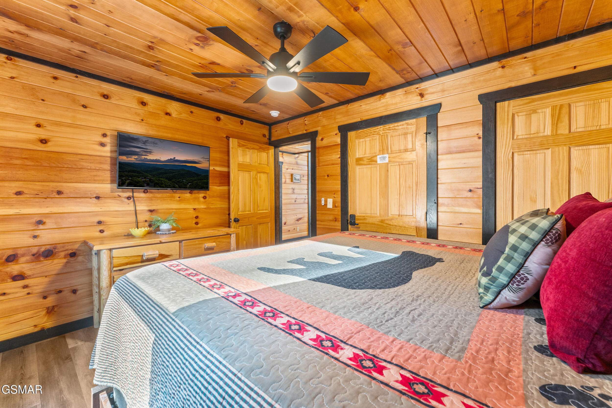 3131 Cherokee Valley Drive Sevierville TN 37862