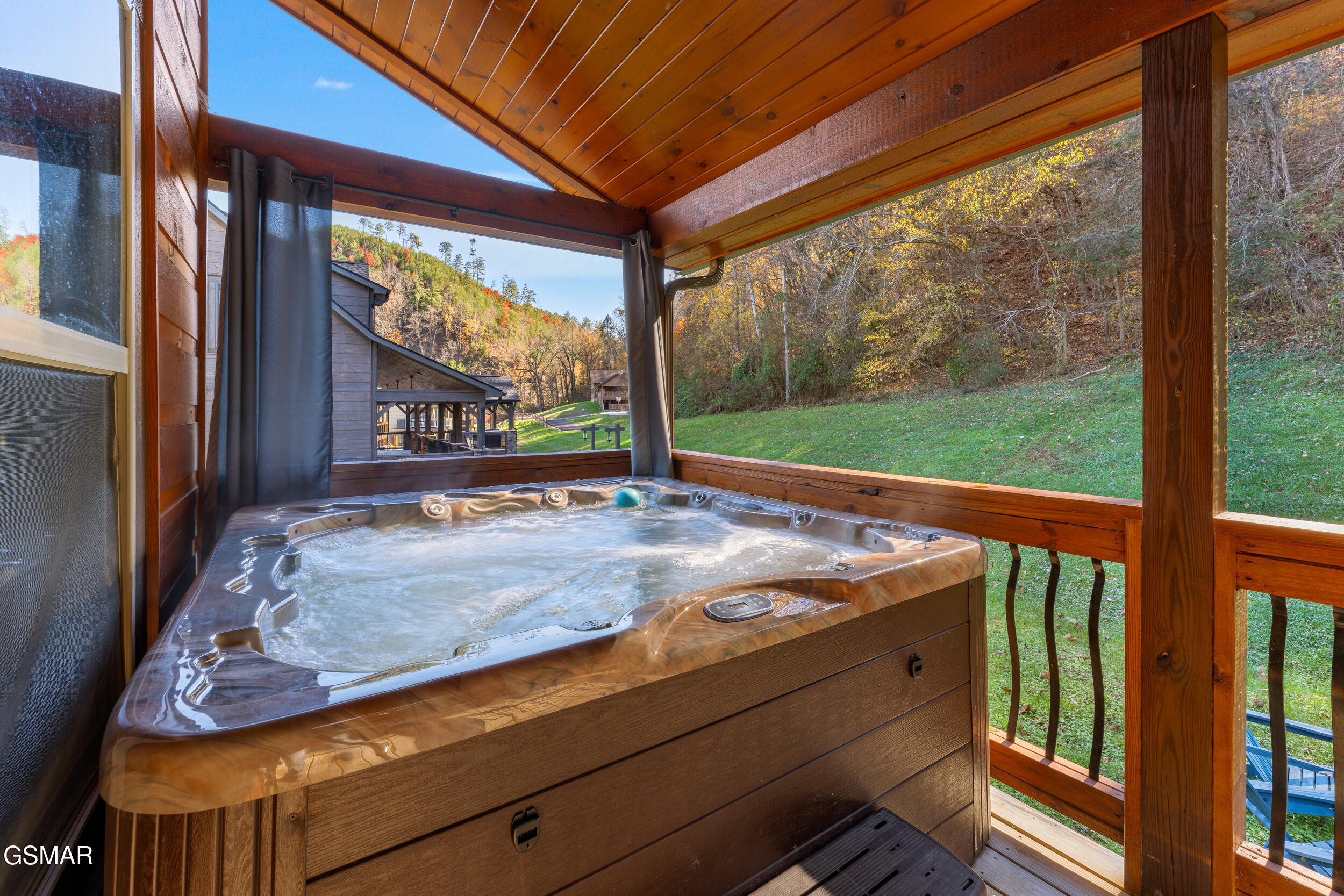 3131 Cherokee Valley Drive Sevierville TN 37862