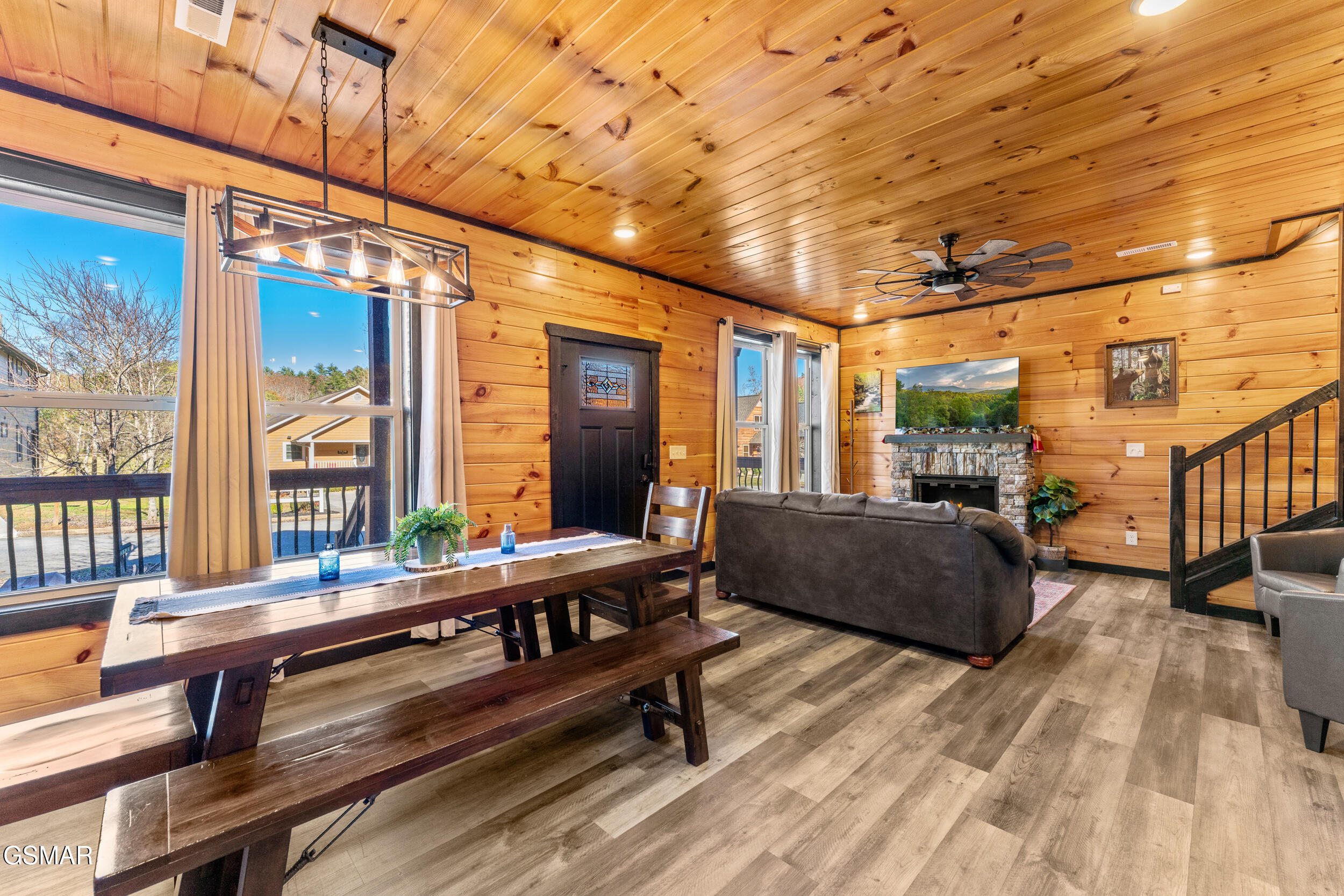 3131 Cherokee Valley Drive Sevierville TN 37862