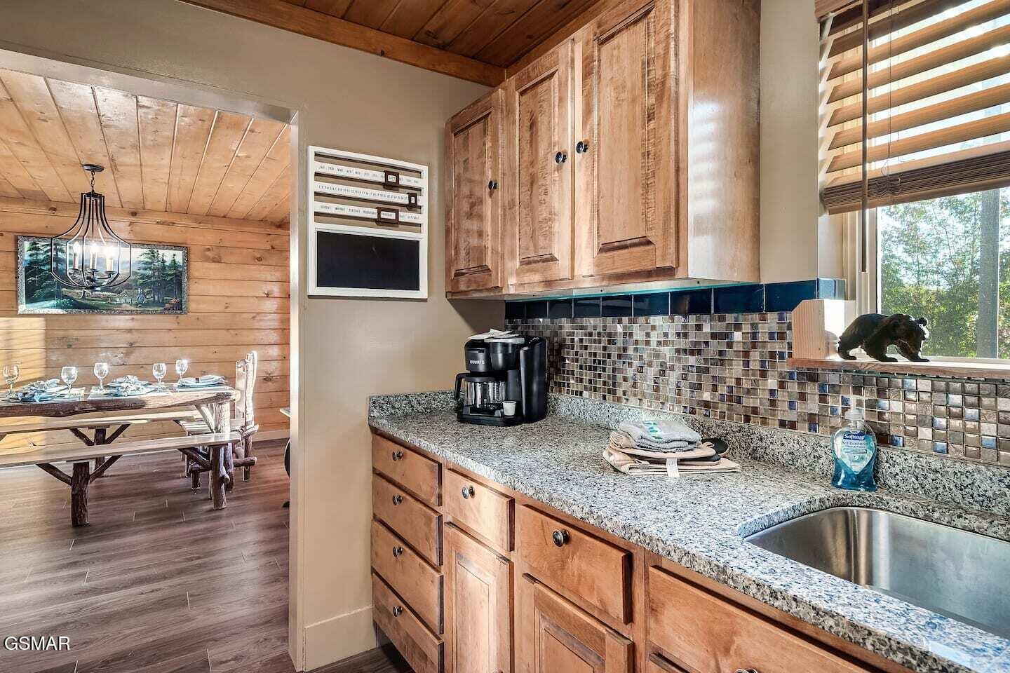 2012 Slippery Rock Circle Sevierville TN 37862