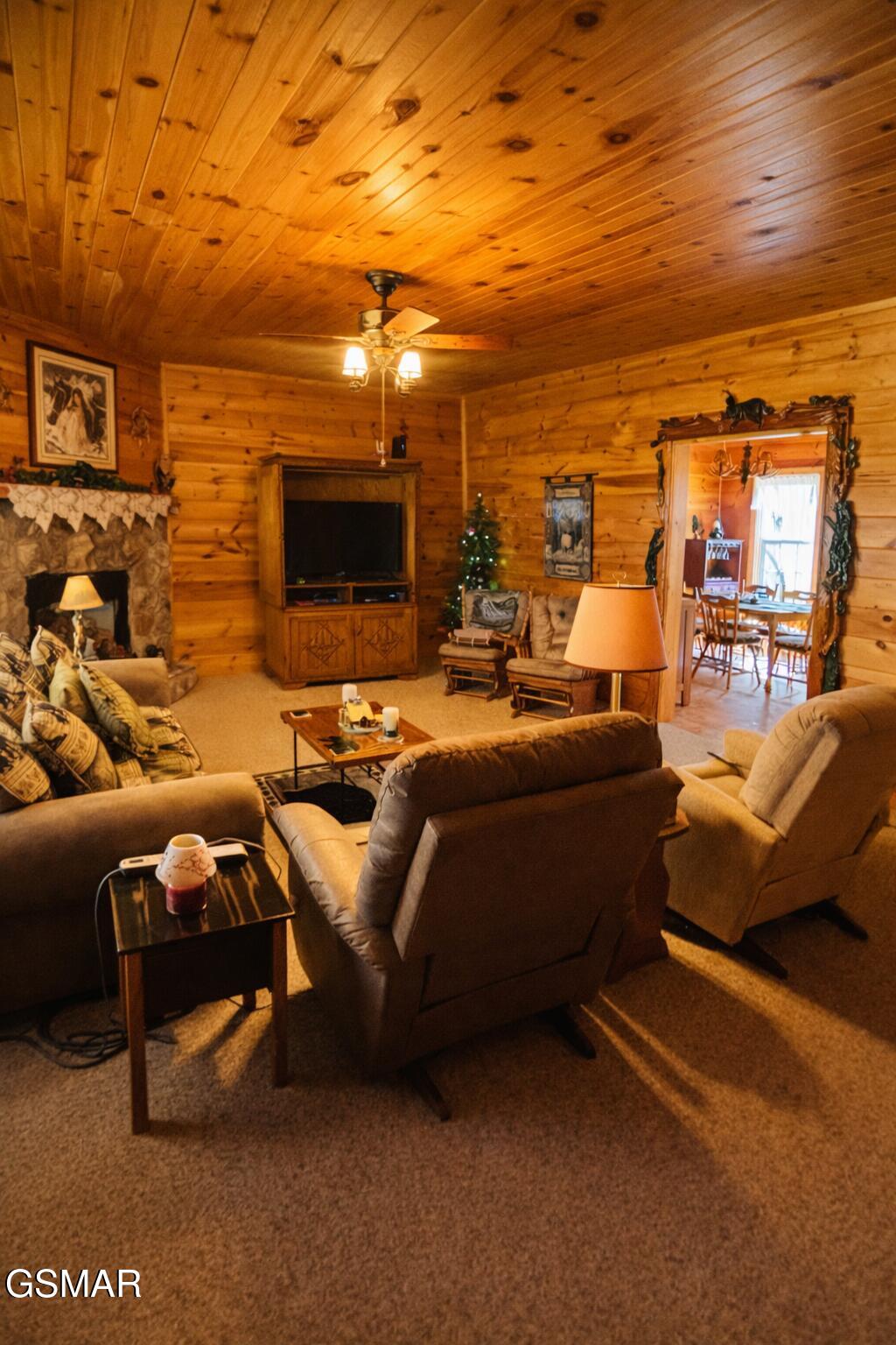 3390 Robeson Road Sevierville TN 37862