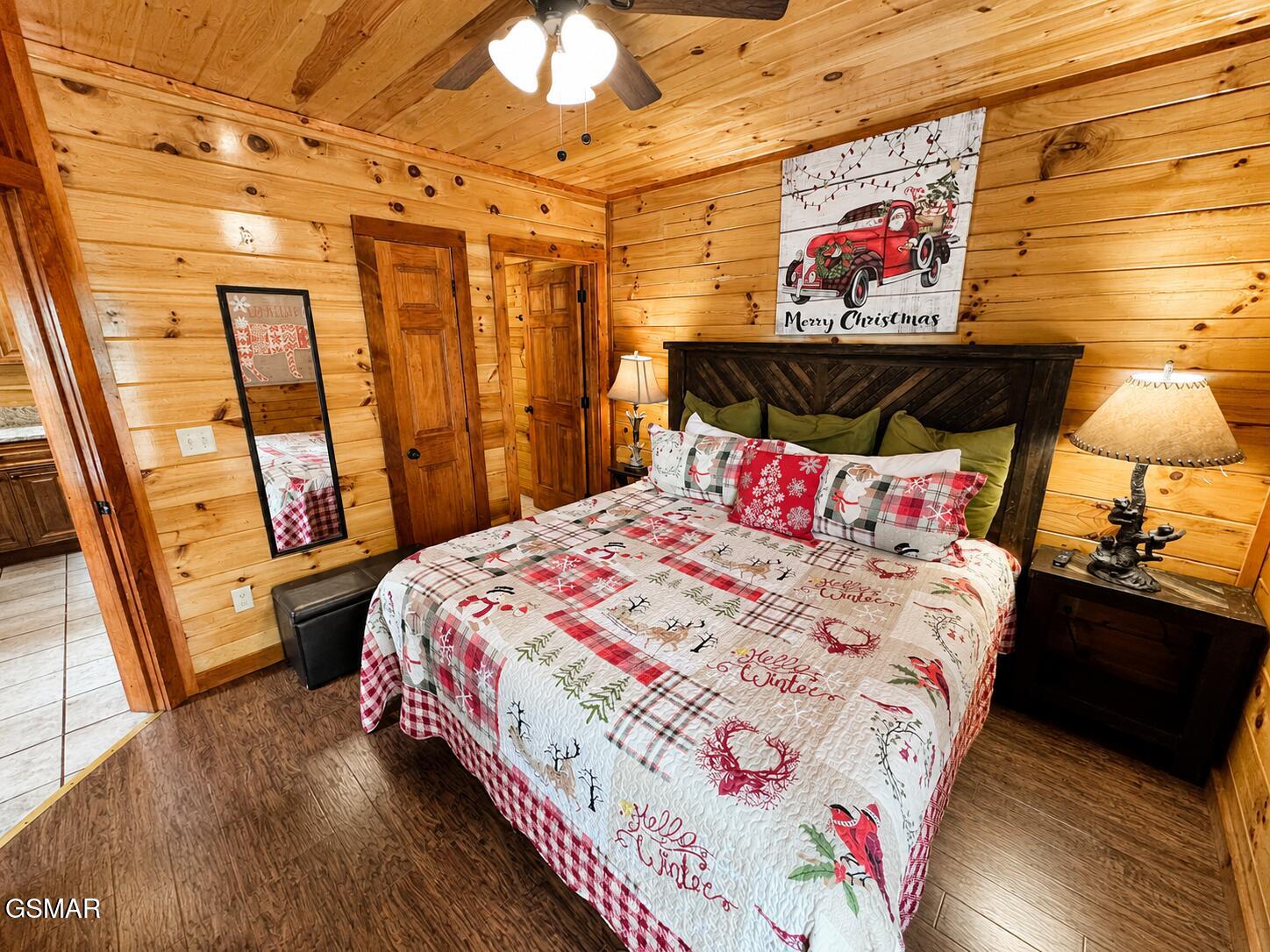 4326 Forest Ridge Way Pigeon Forge TN 37863