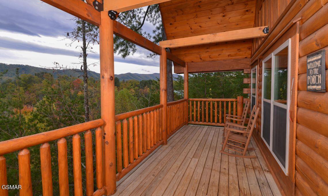 4326 Forest Ridge Way Pigeon Forge TN 37863