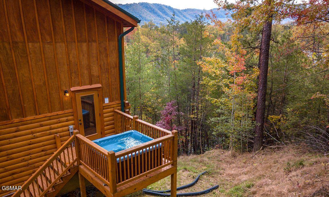 4326 Forest Ridge Way Pigeon Forge TN 37863