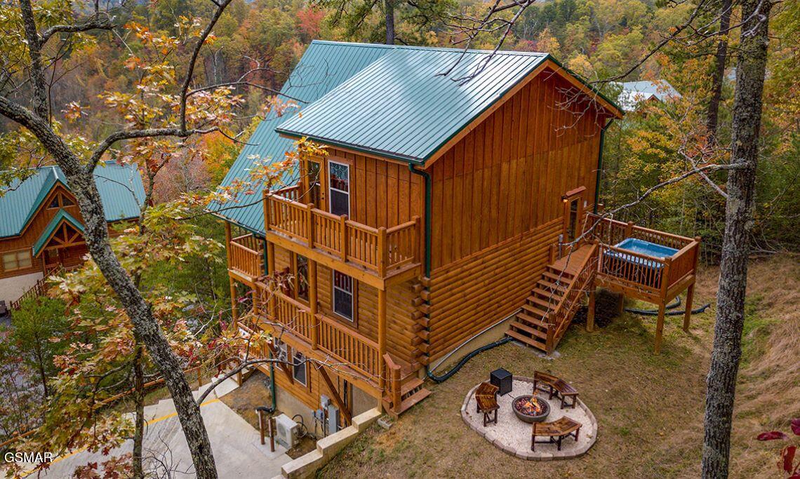 4326 Forest Ridge Way Pigeon Forge TN 37863