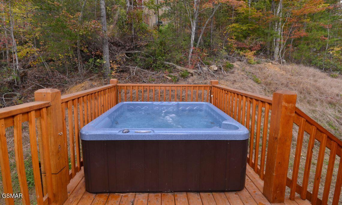 4326 Forest Ridge Way Pigeon Forge TN 37863