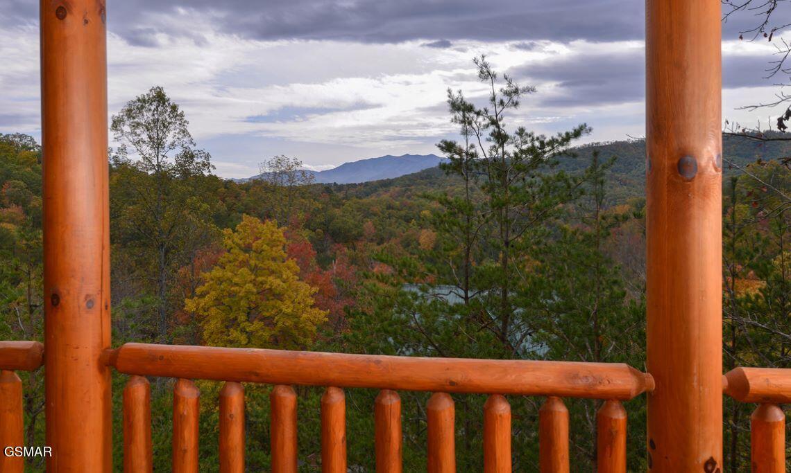 4326 Forest Ridge Way Pigeon Forge TN 37863