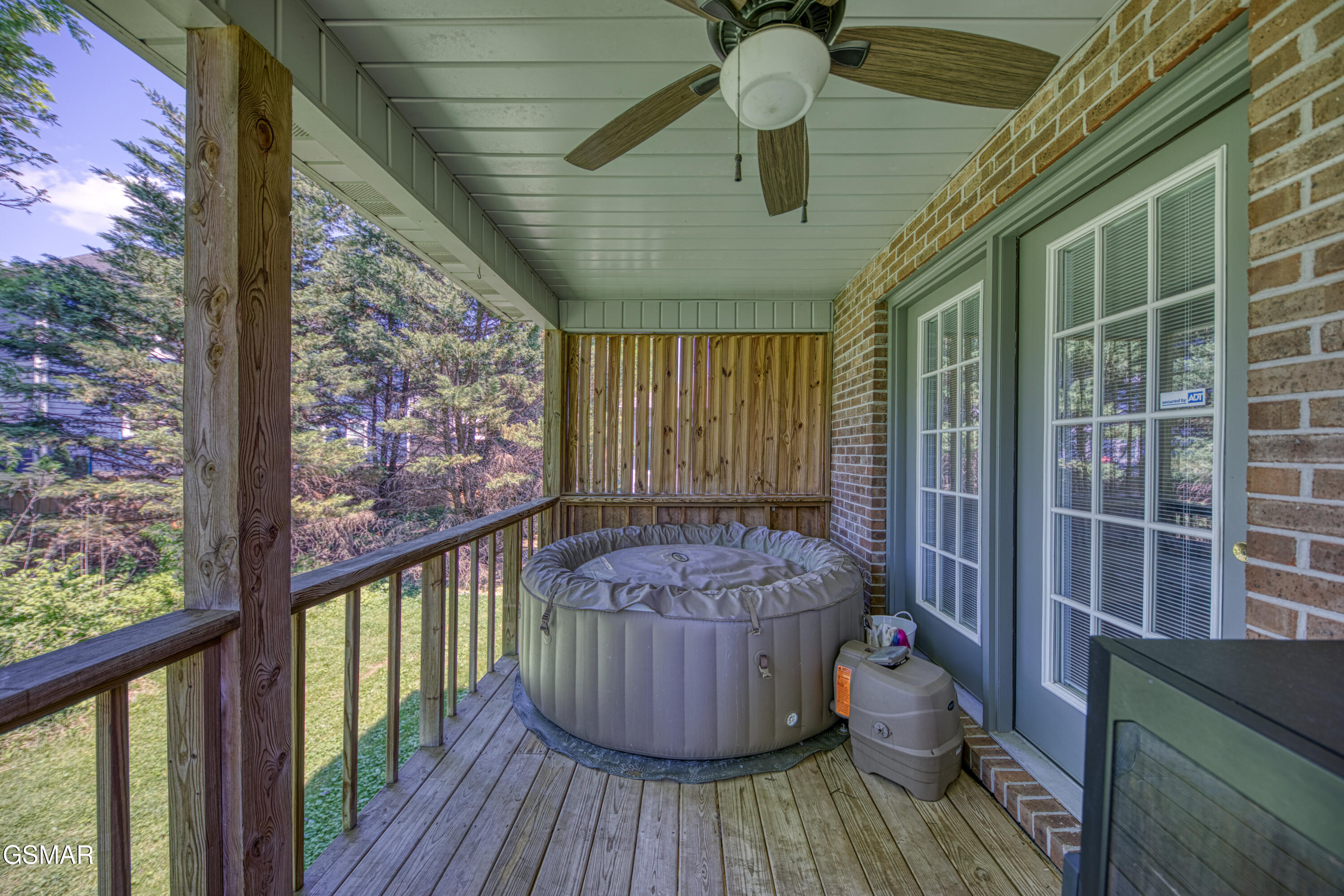 180 Hidden Oaks Lane Lenoir City TN 37772
