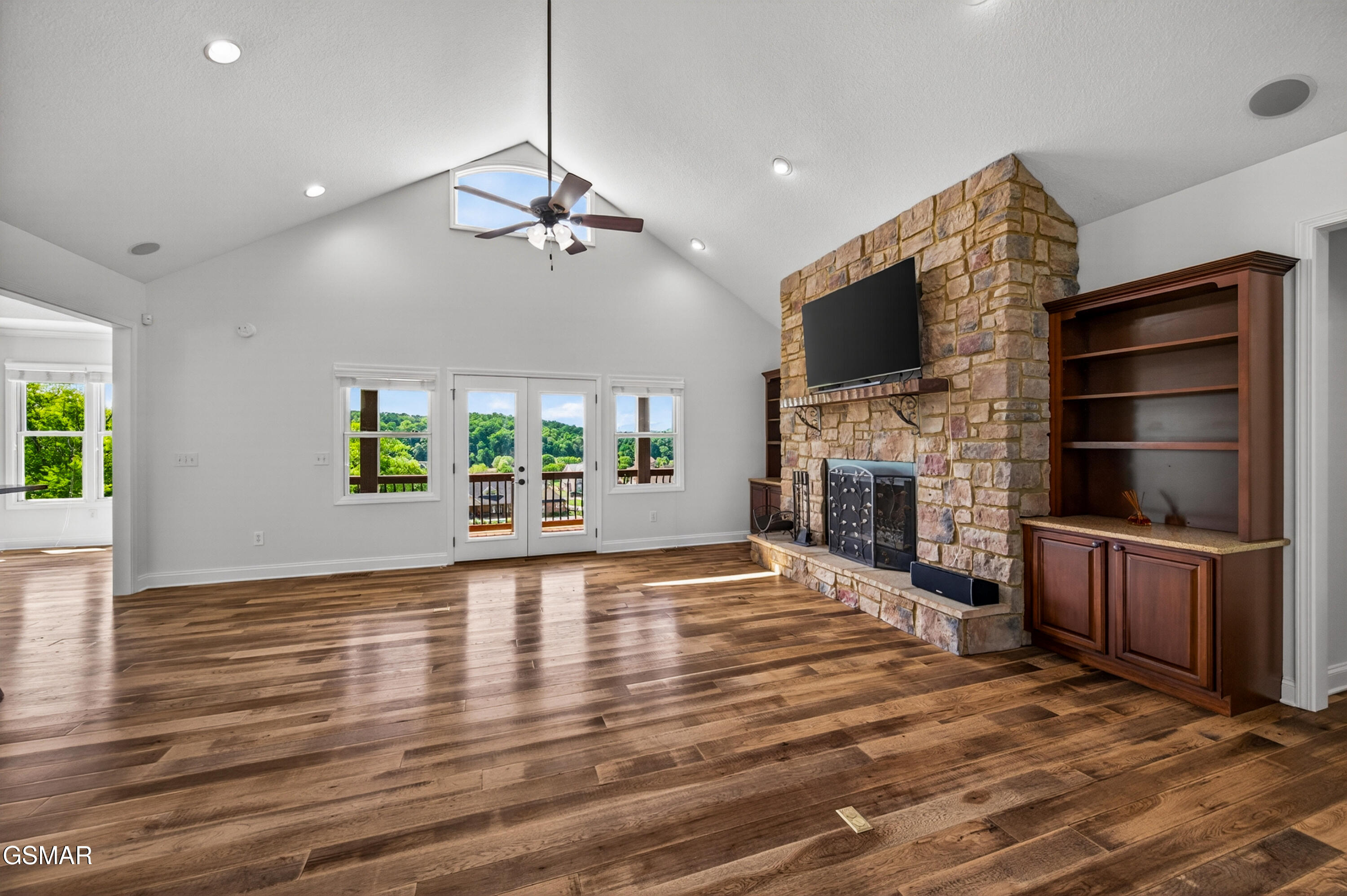 2655 Boston Chase Road Kodak TN 37764