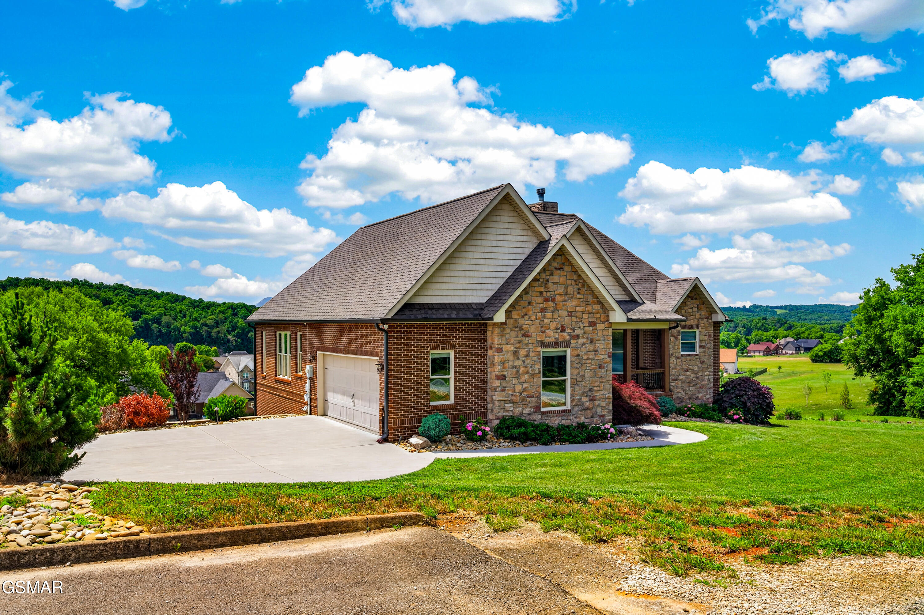 2655 Boston Chase Road Kodak TN 37764