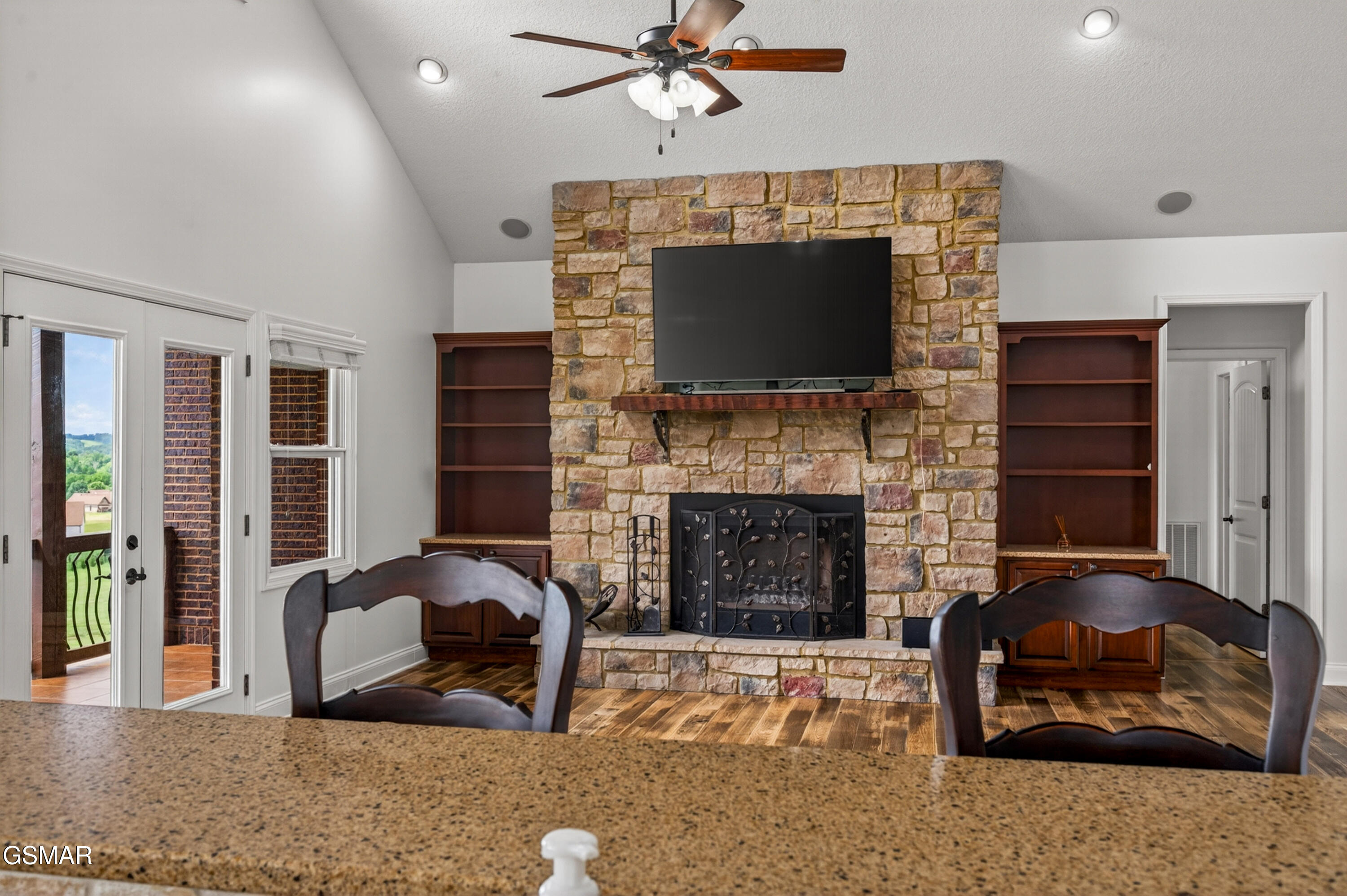 2655 Boston Chase Road Kodak TN 37764
