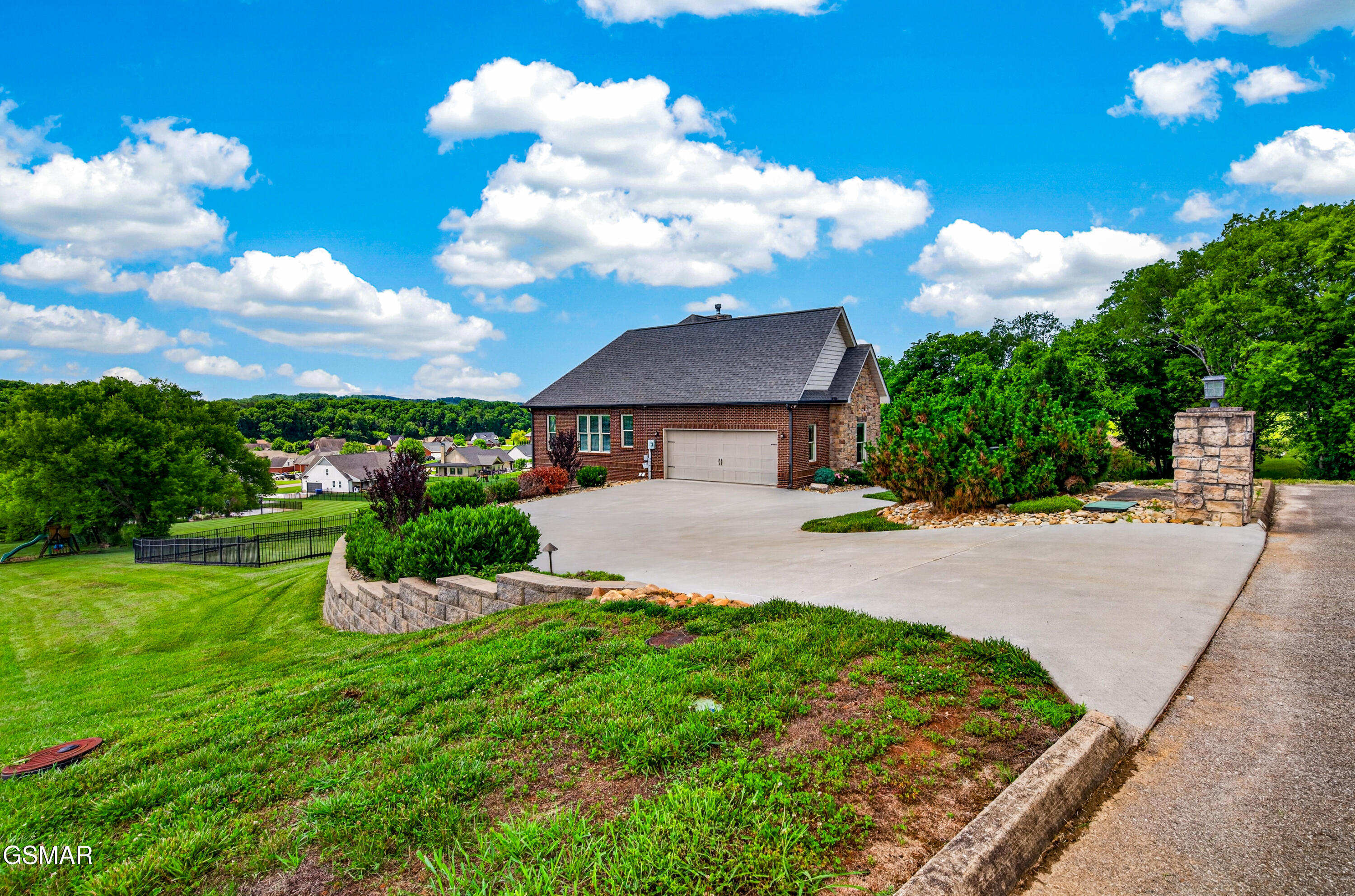 2655 Boston Chase Road Kodak TN 37764