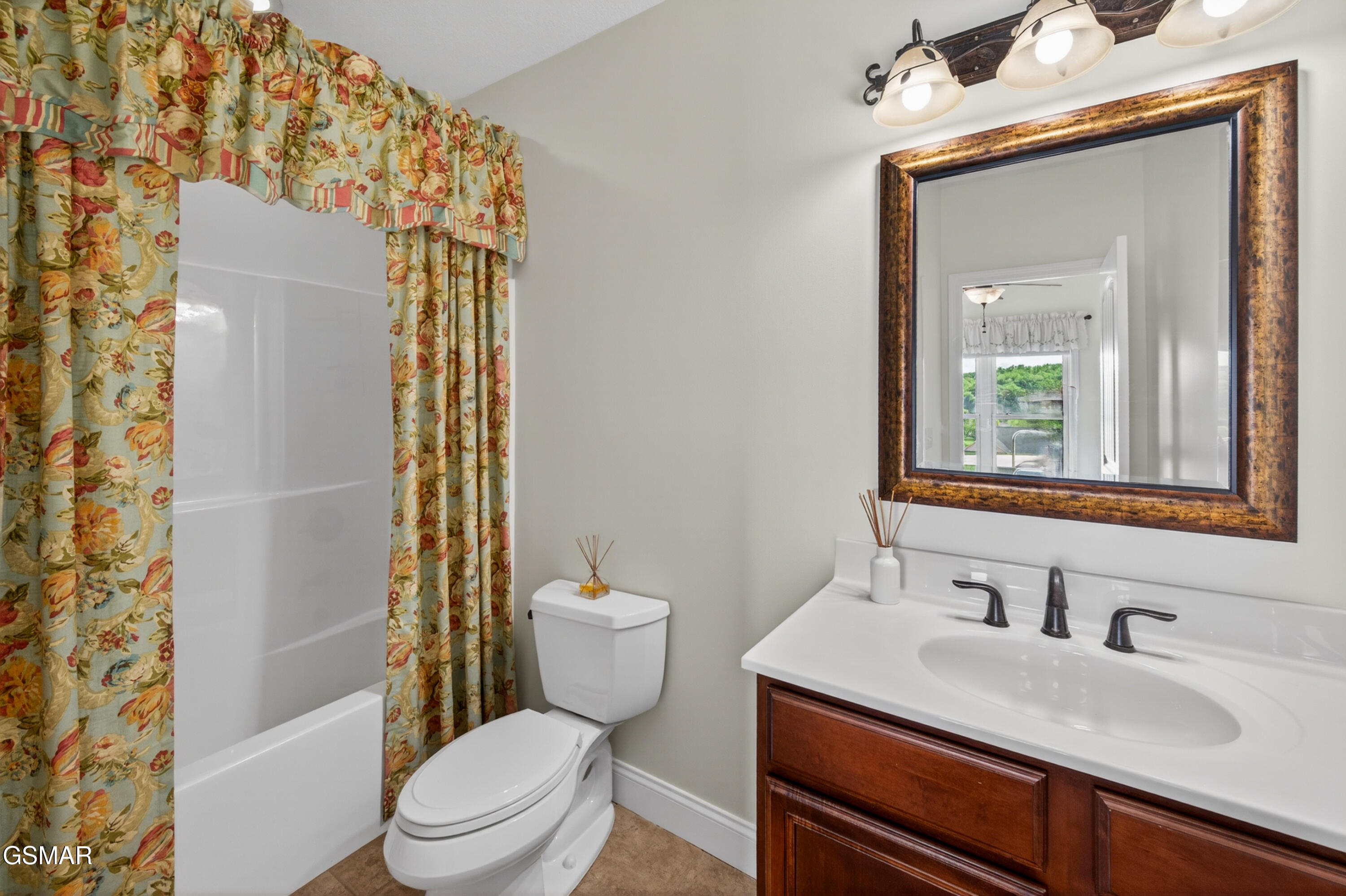 2655 Boston Chase Road Kodak TN 37764