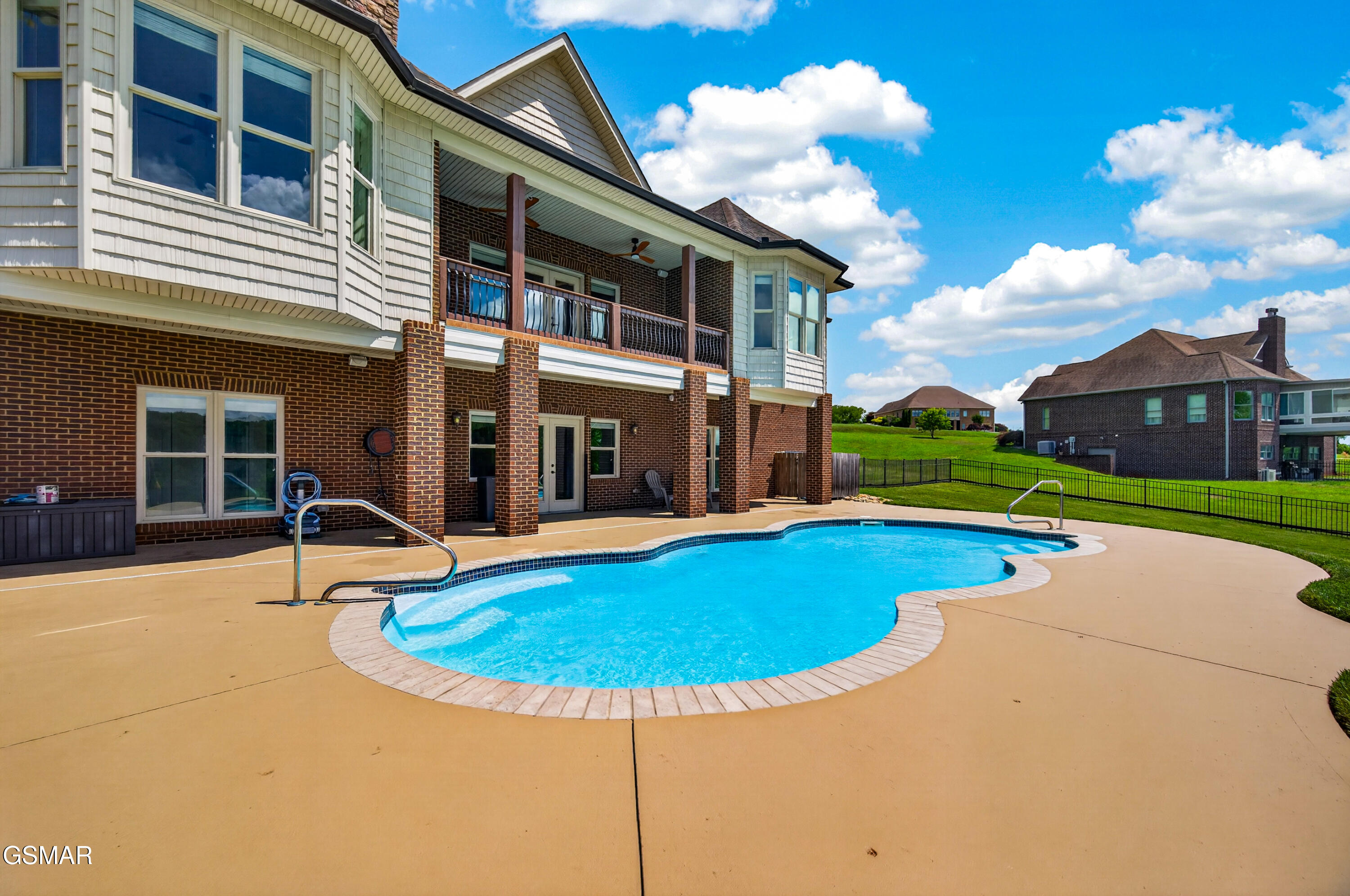 2655 Boston Chase Road Kodak TN 37764