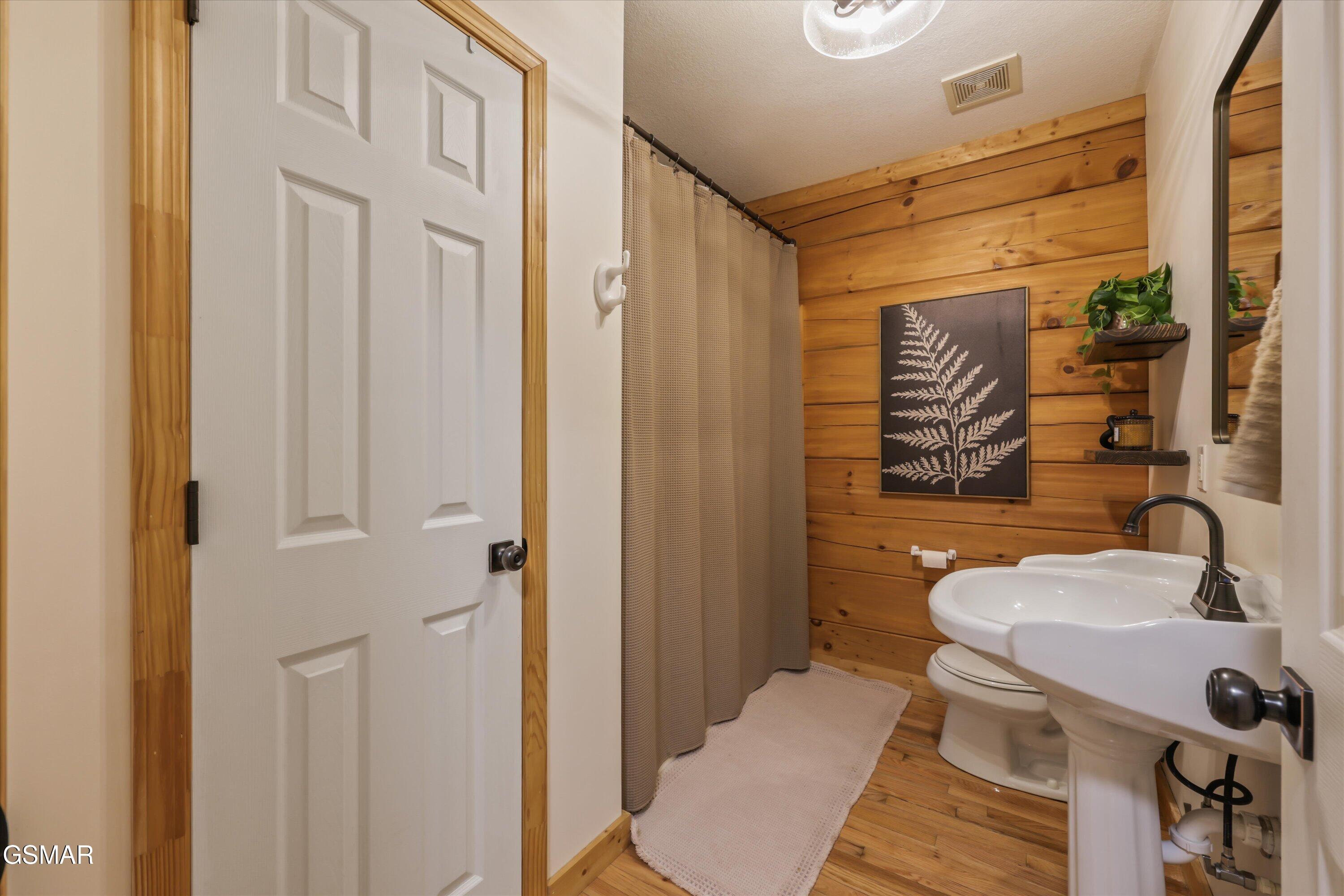 288 Panther Creek Road Sevierville TN 37876