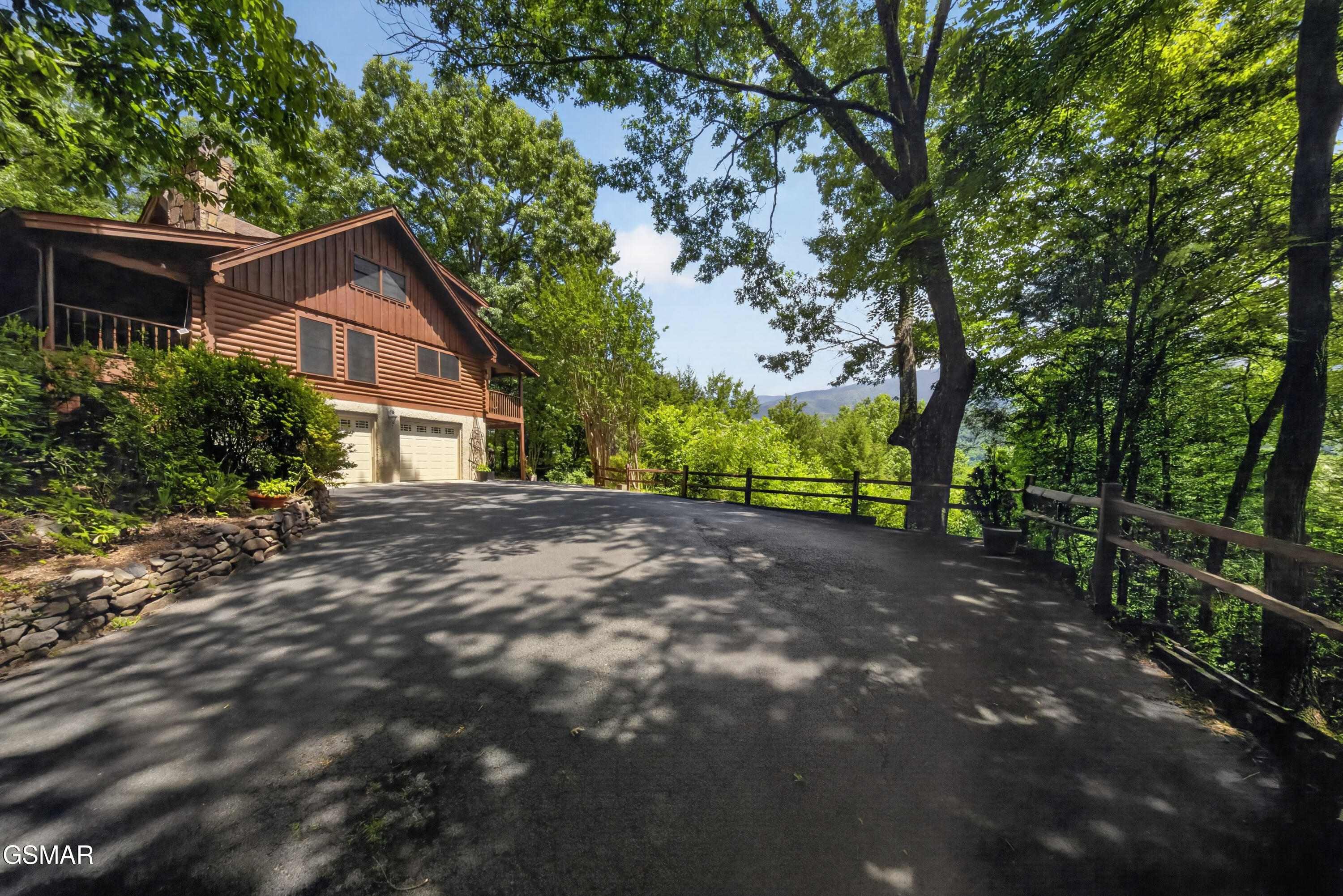 549 Geneva Lane Gatlinburg TN 37738