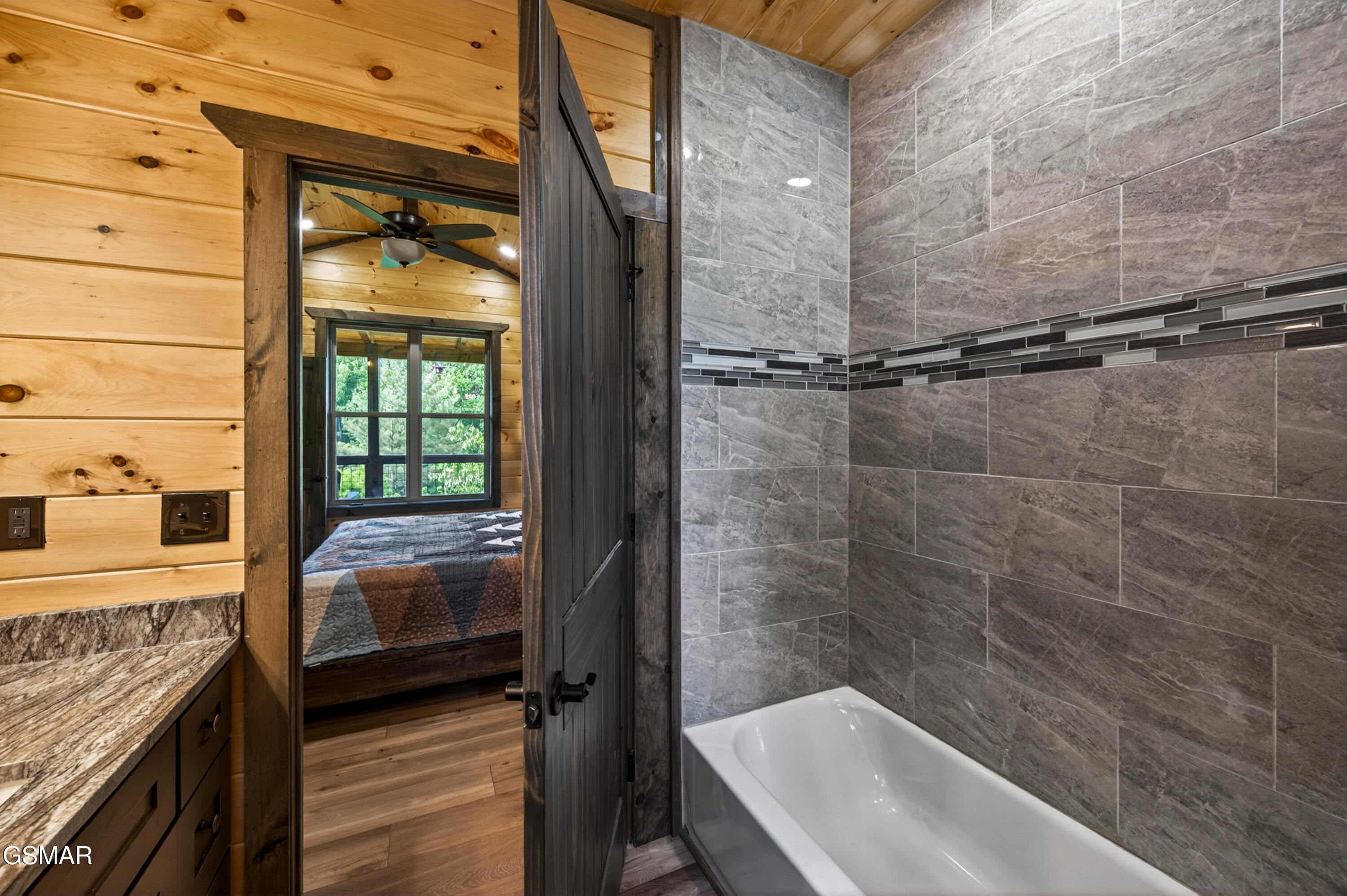 756 Ski View Lane Sevierville TN 37876