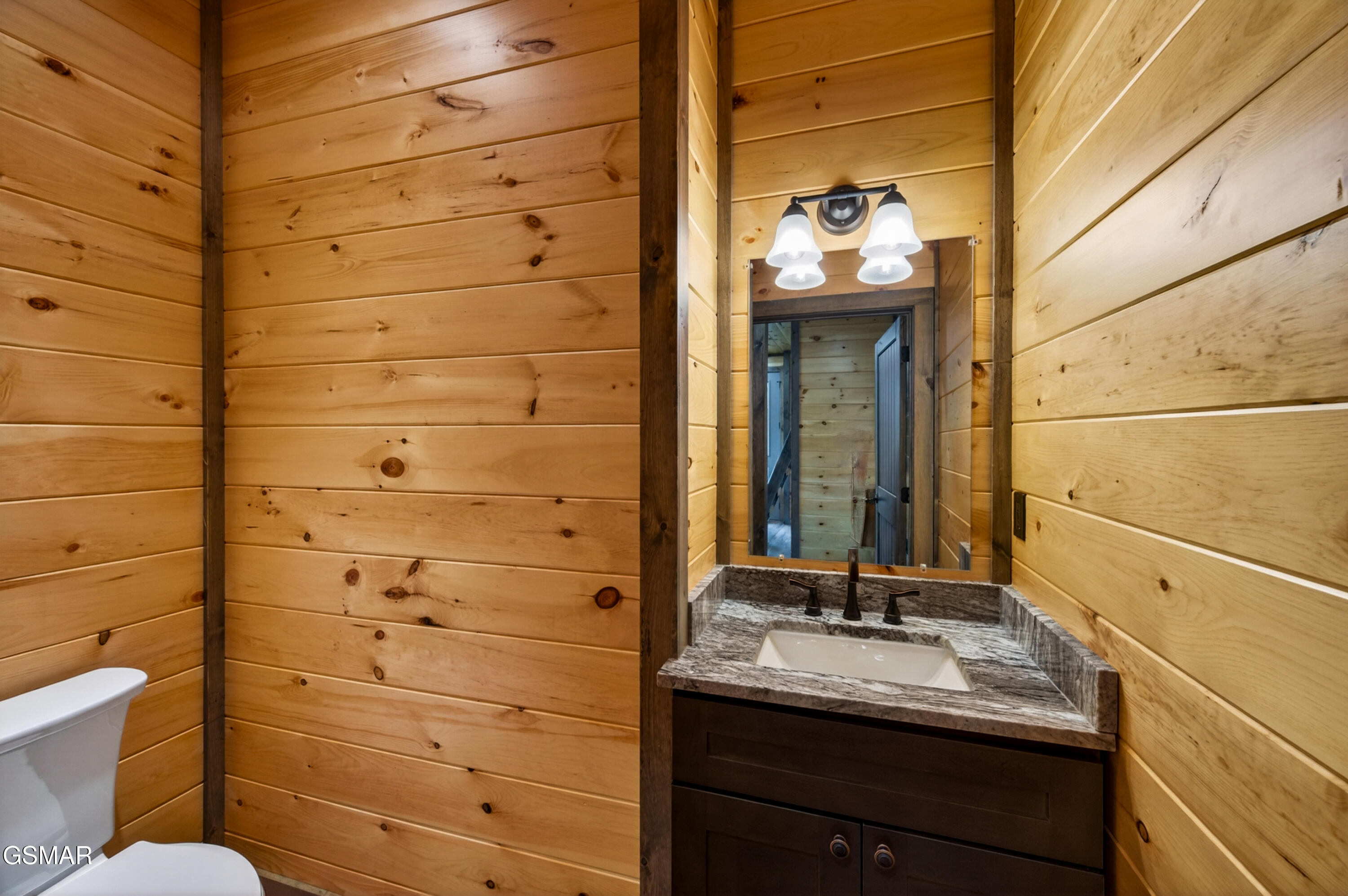 756 Ski View Lane Sevierville TN 37876