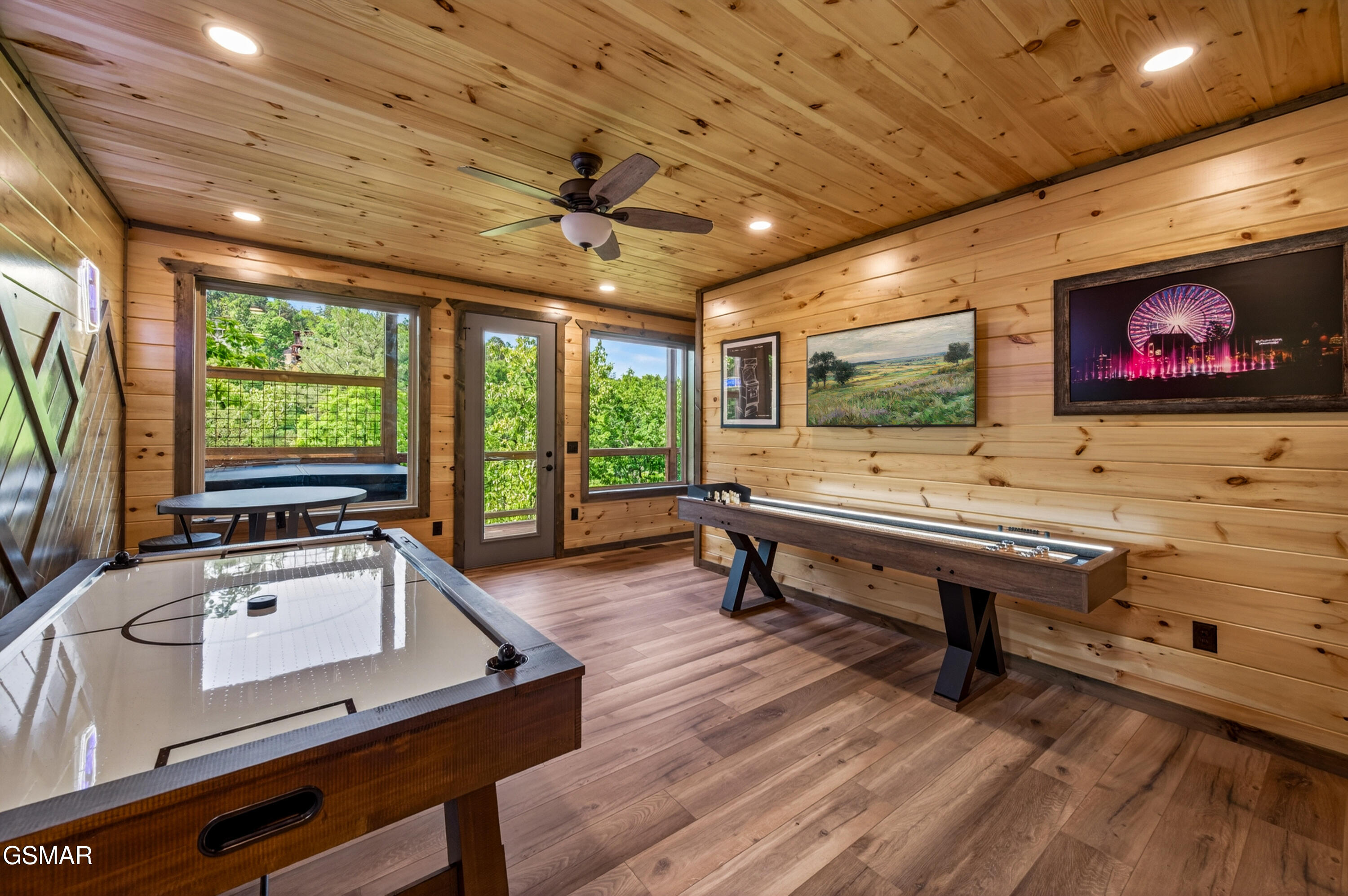 756 Ski View Lane Sevierville TN 37876