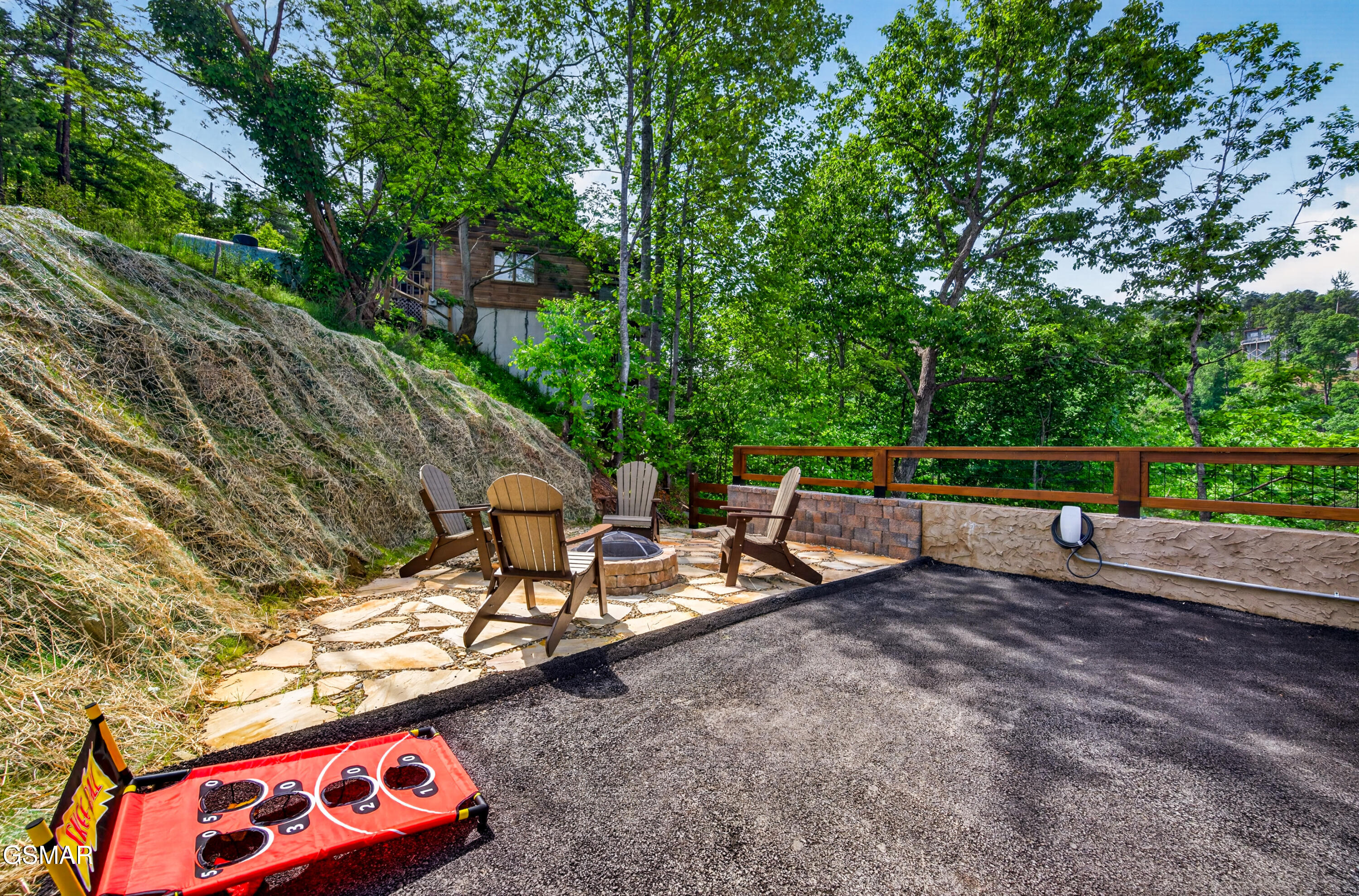 756 Ski View Lane Sevierville TN 37876