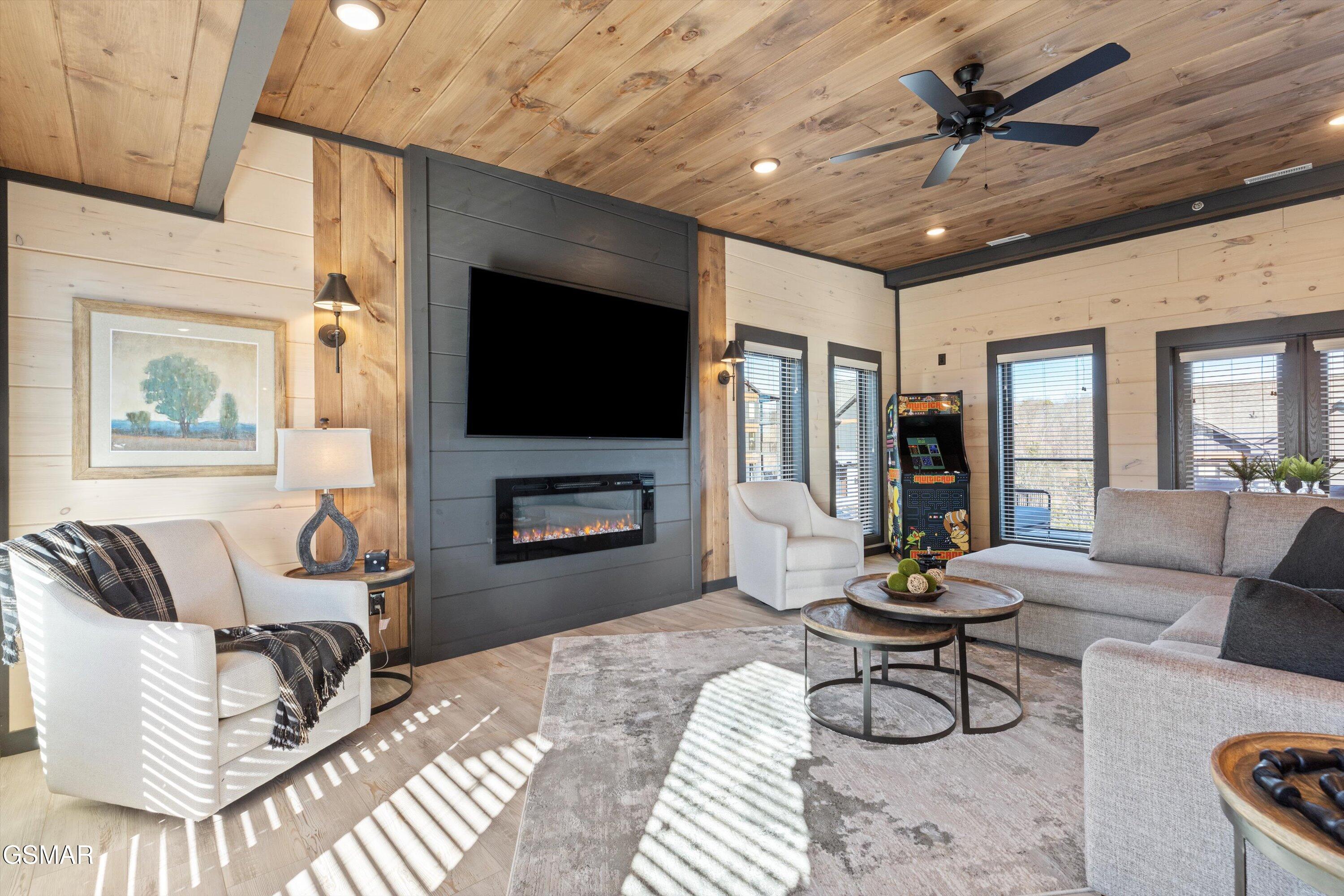 327 Rambling Creek Way Sevierville TN 37862