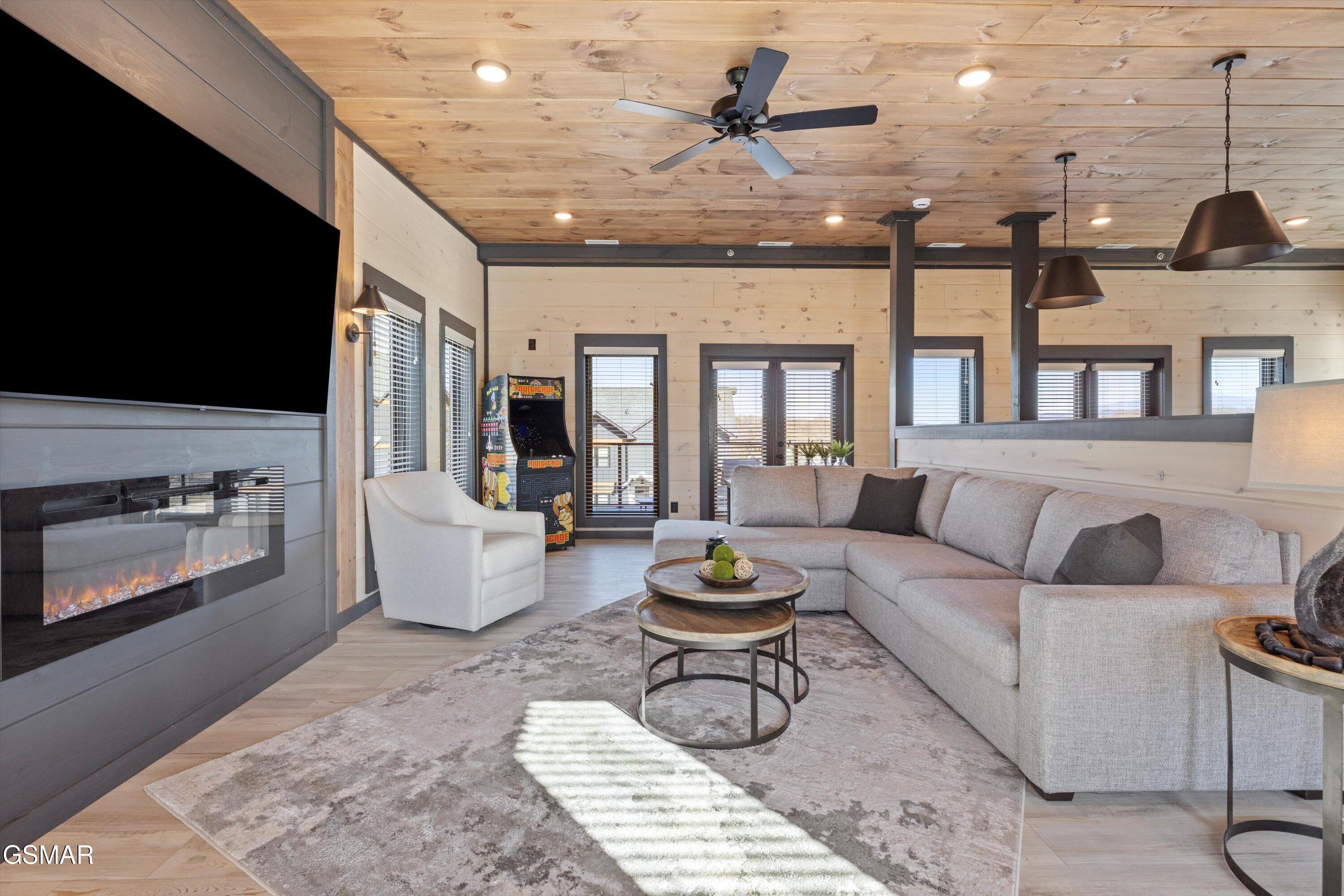 327 Rambling Creek Way Sevierville TN 37862