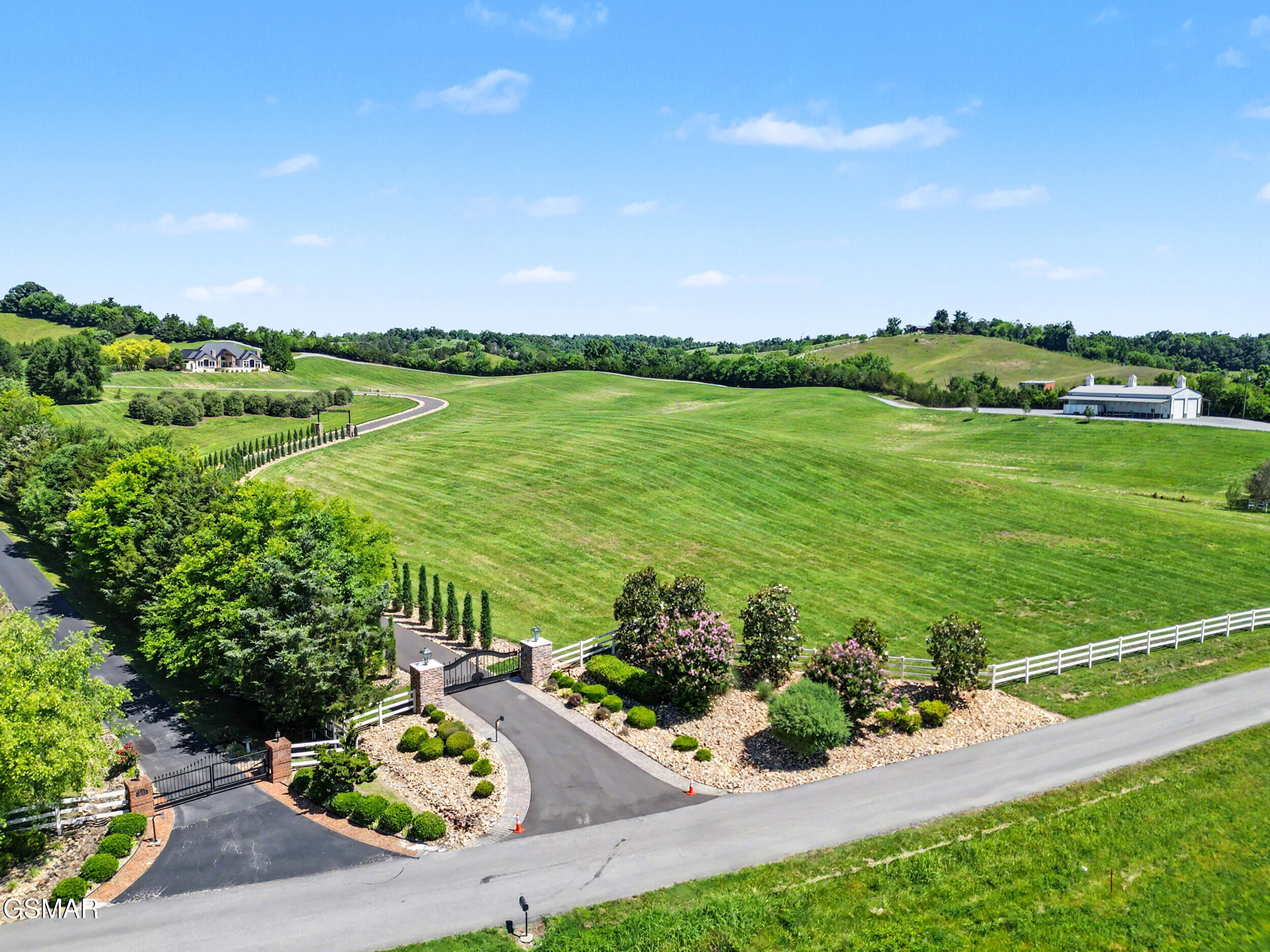 2640 E Walnut Grove Road Sevierville TN 37876