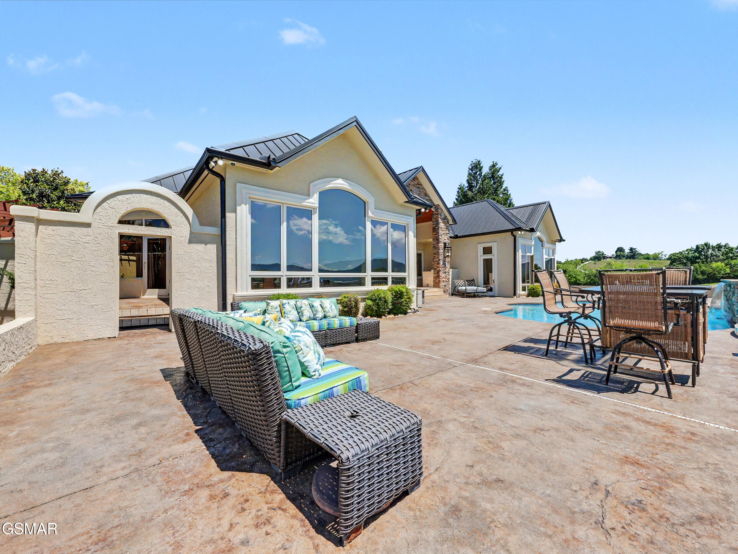 2640 E Walnut Grove Road Sevierville TN 37876