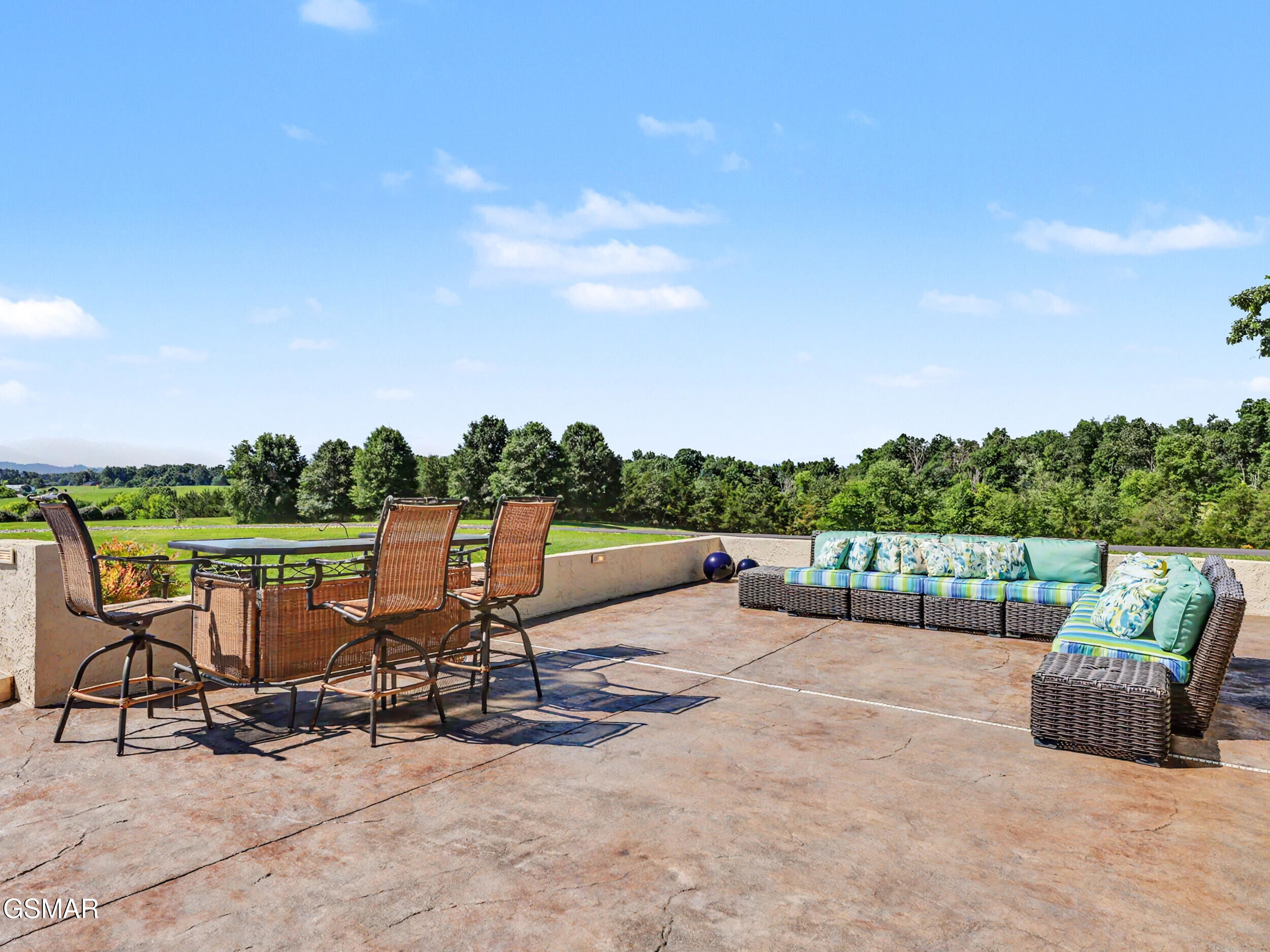 2640 E Walnut Grove Road Sevierville TN 37876