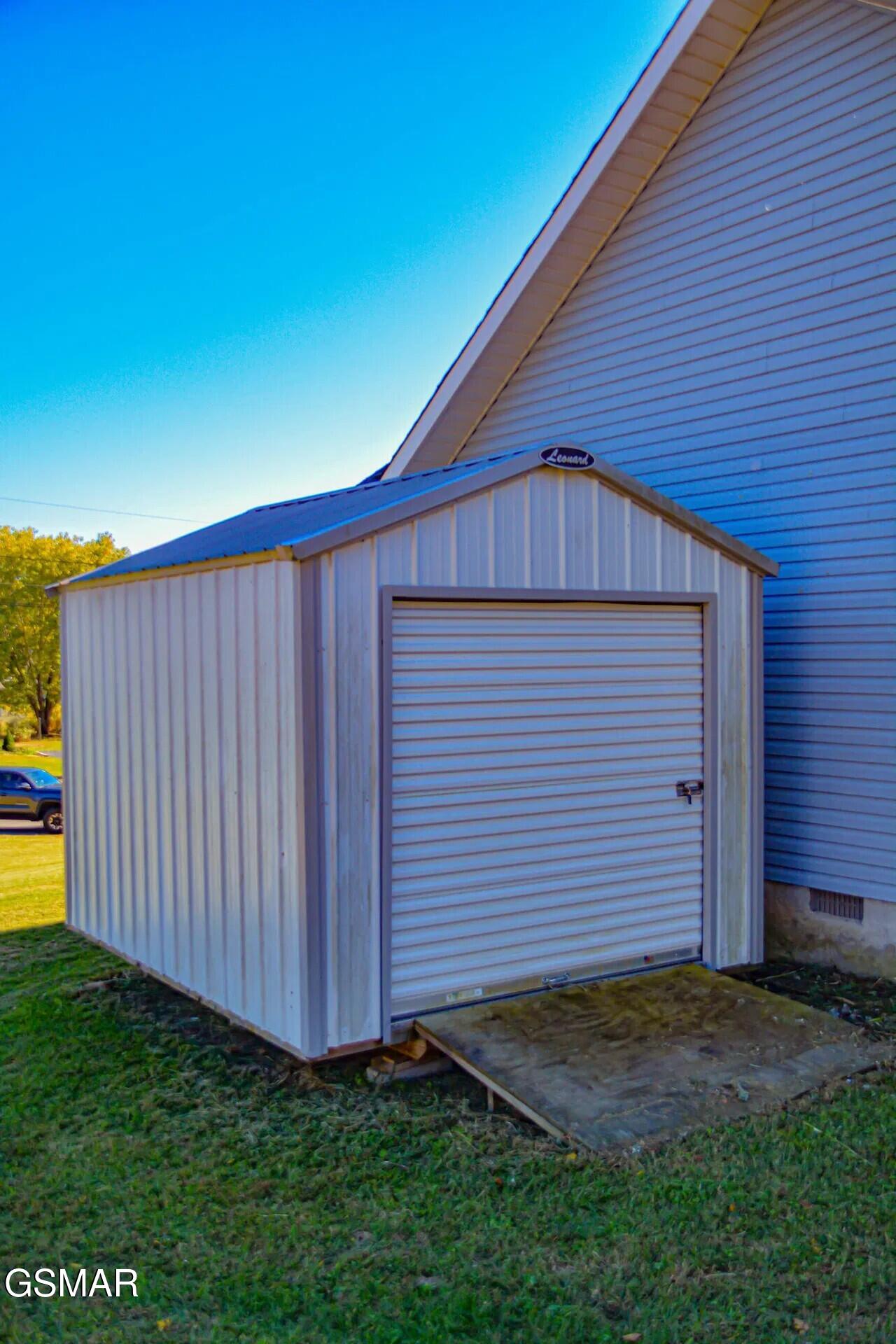 427 Eledge Farm Road Sevierville TN 37876