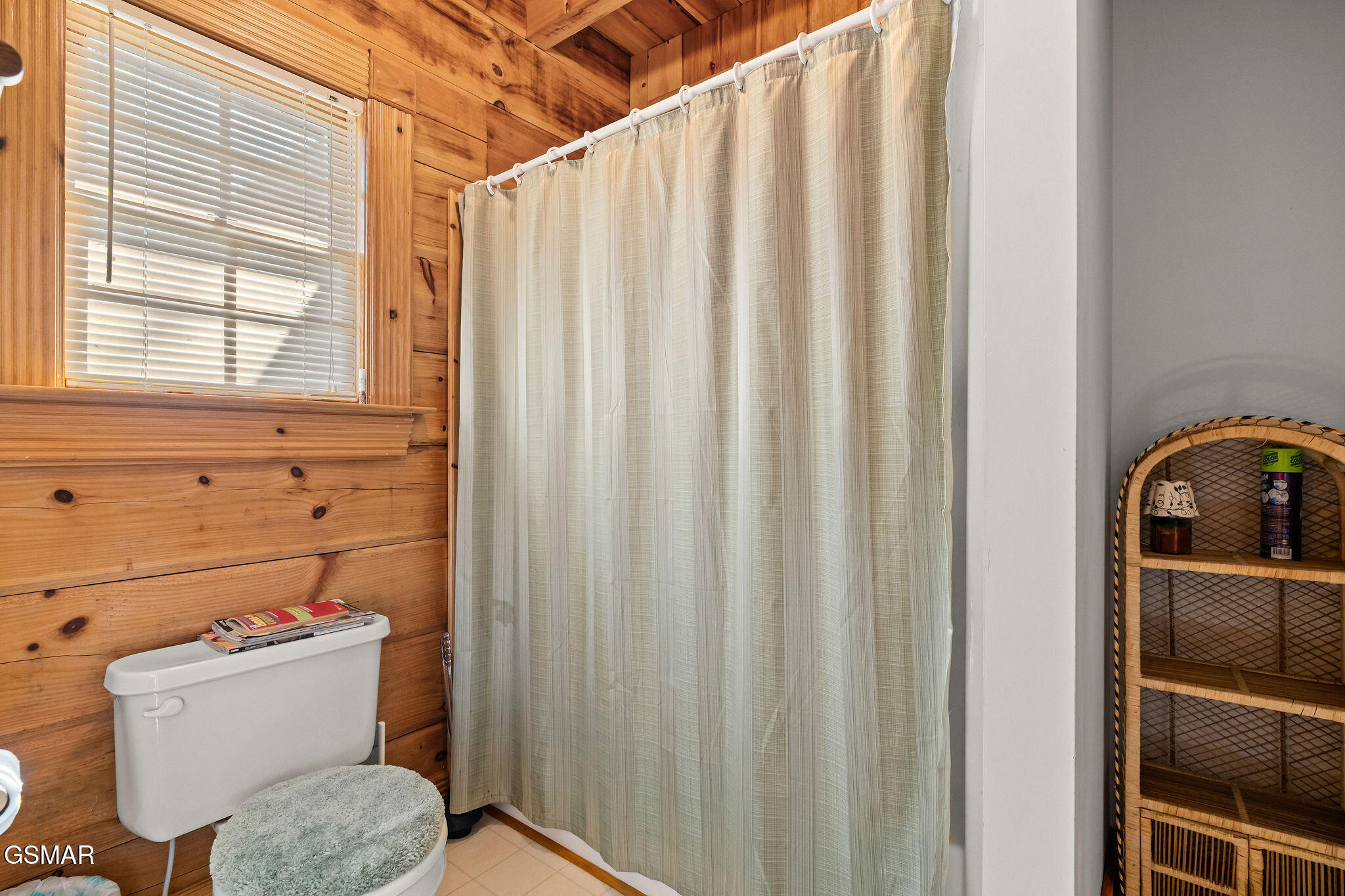 3208 Emerald Springs Loop Sevierville TN 37862