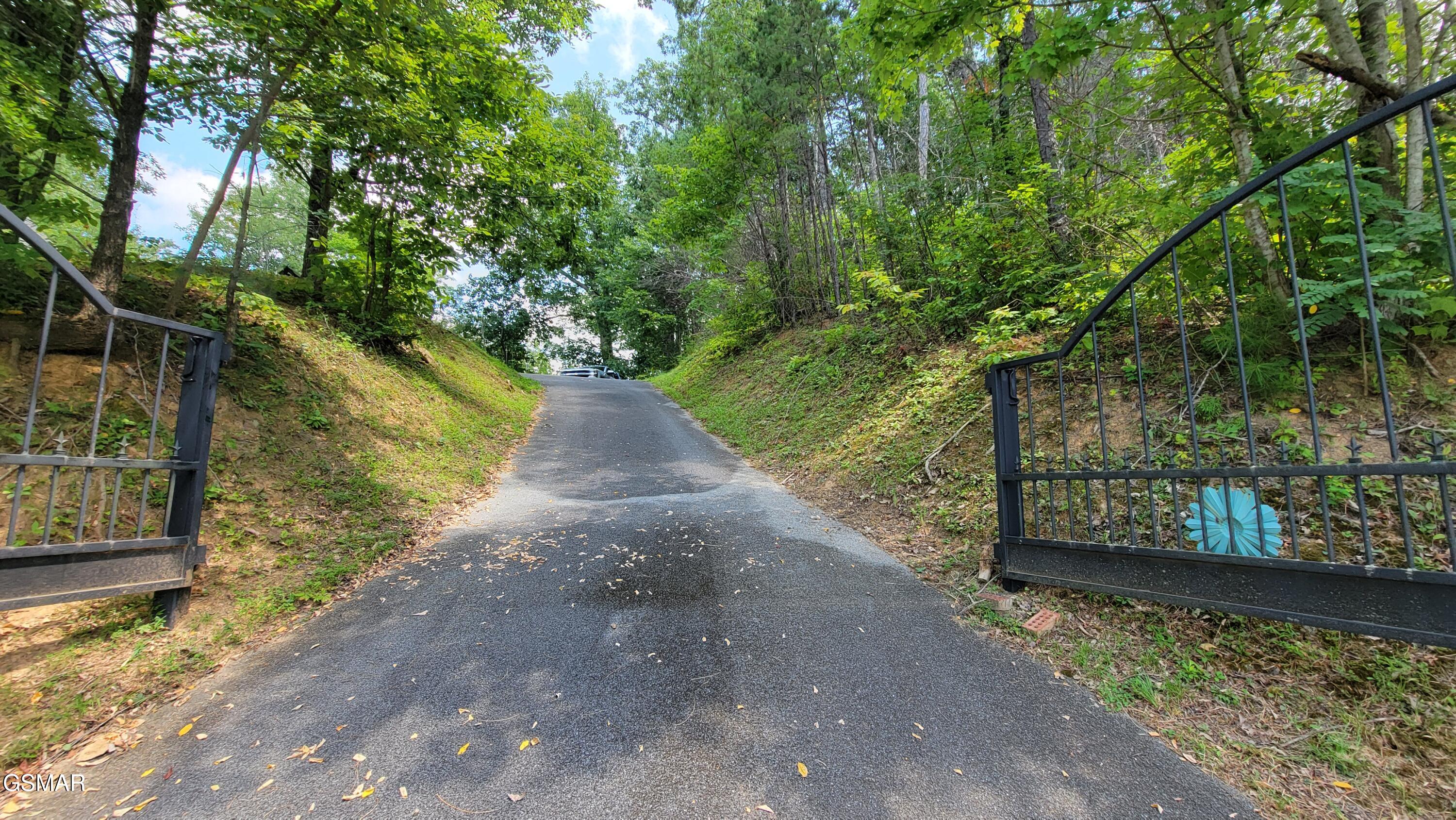 3208 Emerald Springs Loop Sevierville TN 37862
