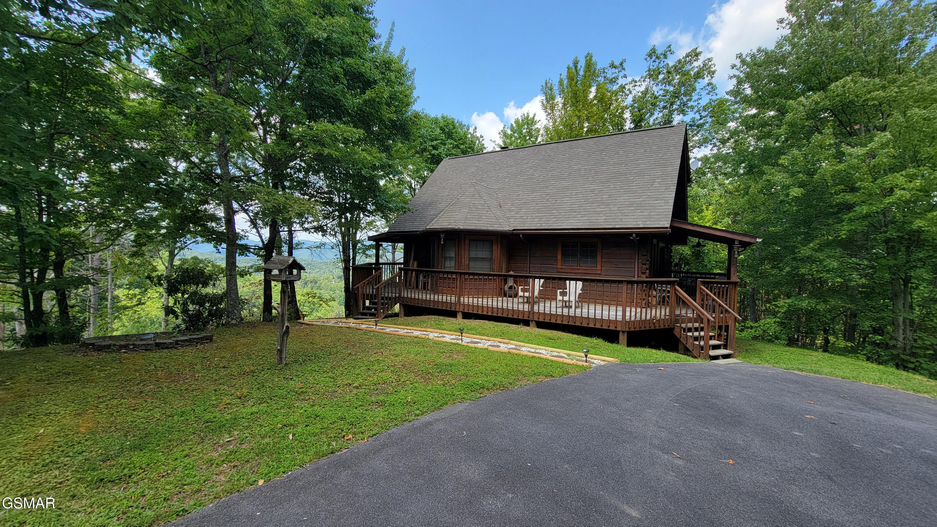 3208 Emerald Springs Loop Sevierville TN 37862