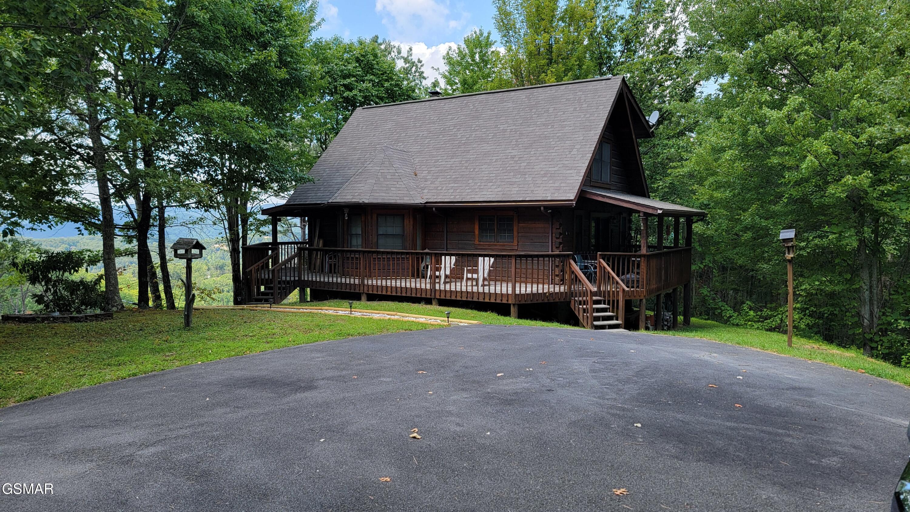 3208 Emerald Springs Loop Sevierville TN 37862